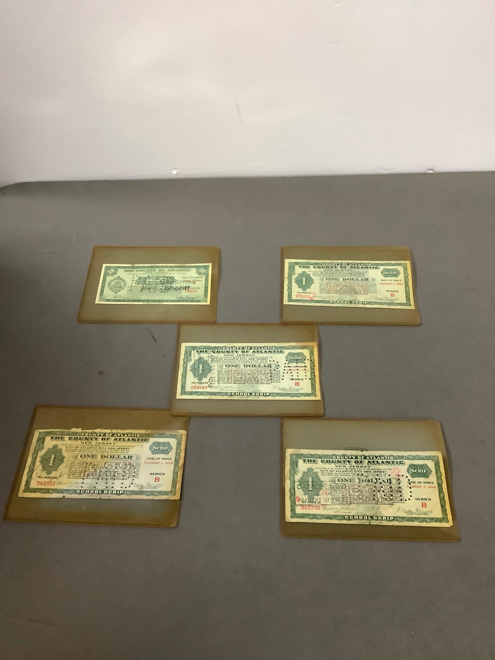 Lot of 1933 and 1934 Atlantic County, NJ bank notes: Lot of 1933 and 1934 Atlantic County, NJ bank notes