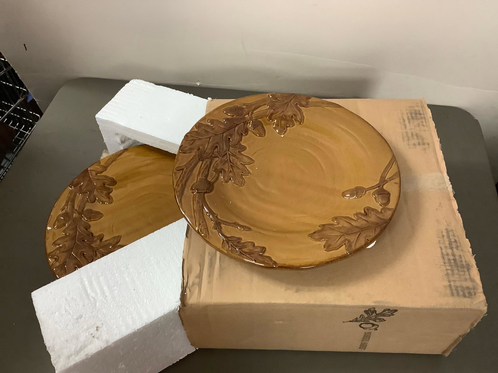 Lot of Bountiful Harvest Dinner Plates, set of 4: Lot of Bountiful Harvest Dinner Plates, set of 4