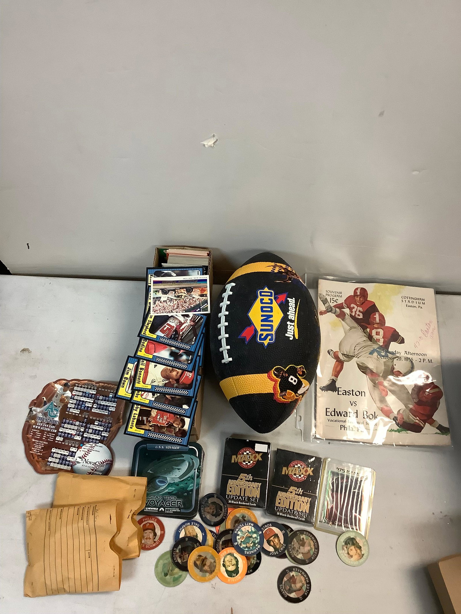Lot of Nascar Maxx 30 Black Bordered Cards 5th Anniversary Edition Update Sets, Sunco Football,: Lot of Nascar Maxx 30 Black Bordered Cards 5th Anniversary Edition Update Sets, Sunco Football, Sports Pogs and More