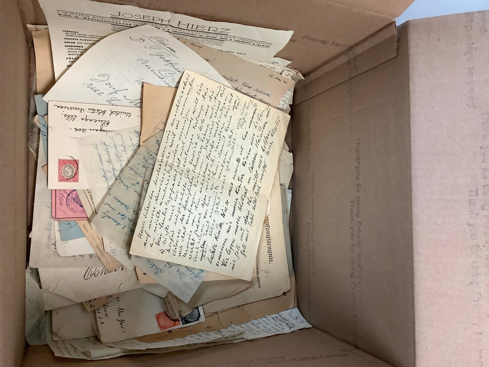 a large amount of vintage ephemera: a large amount of vintage ephemera