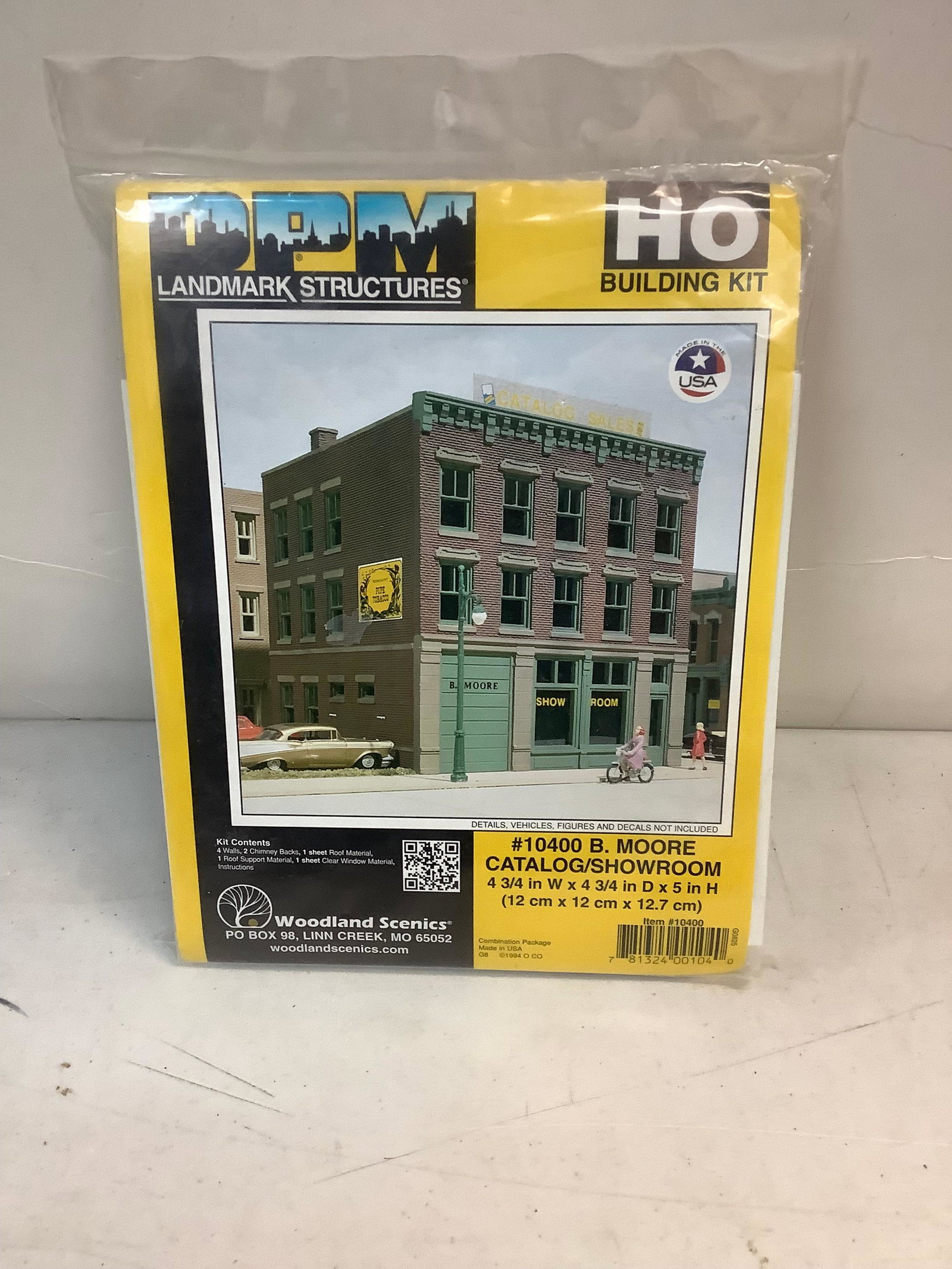 Sealed DPM HO Building Kit B. Moore Catalog/Showroom #10400: Sealed DPM HO Building Kit B. Moore Catalog/Showroom #10400