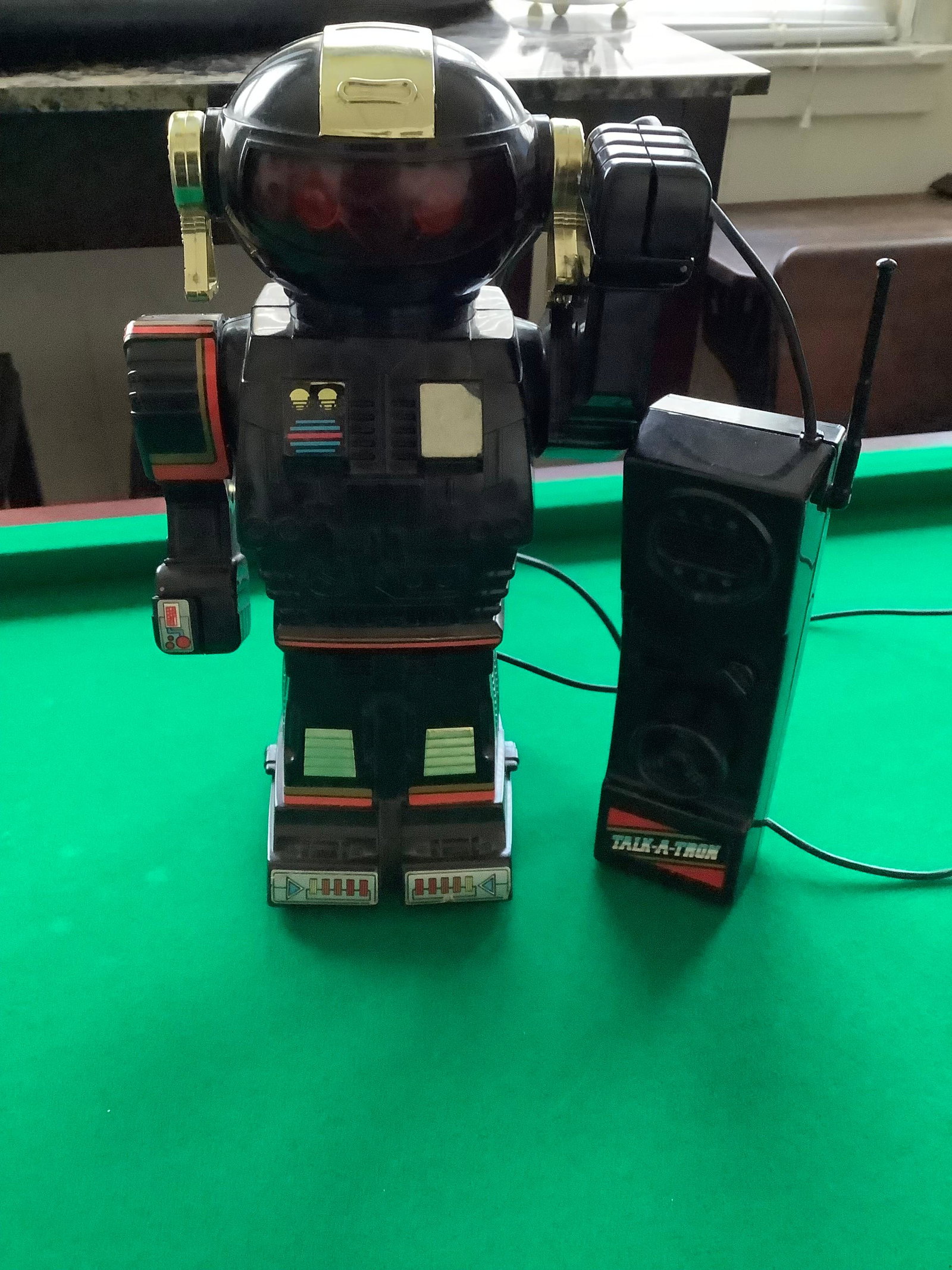 Vintage Playwell Talk-A-Tron Walkie Talkie Toy Robot with Voice Amplifier (Working) 10": Vintage Playwell Talk-A-Tron Walkie Talkie Toy Robot with Voice Amplifier (Working) 10"
