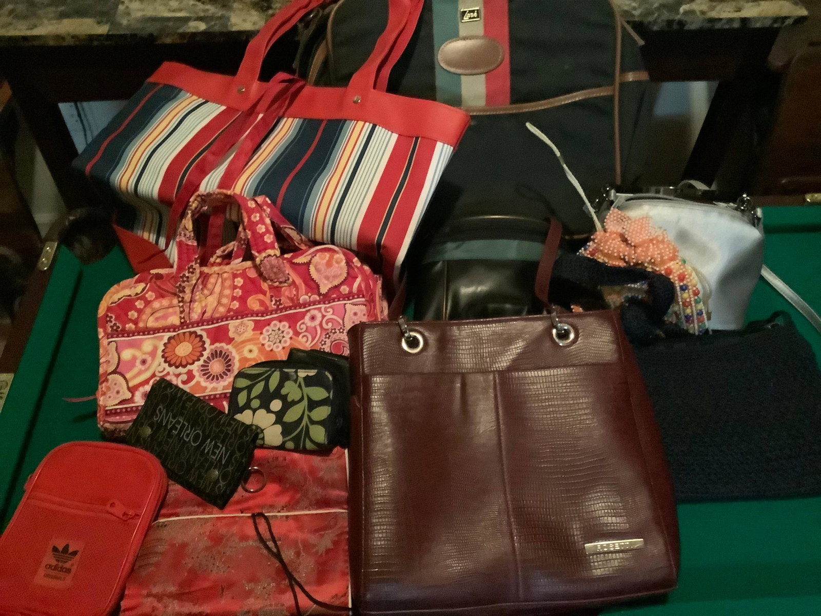 Lot of Bags and Wallets: Lot of Bags and Wallets