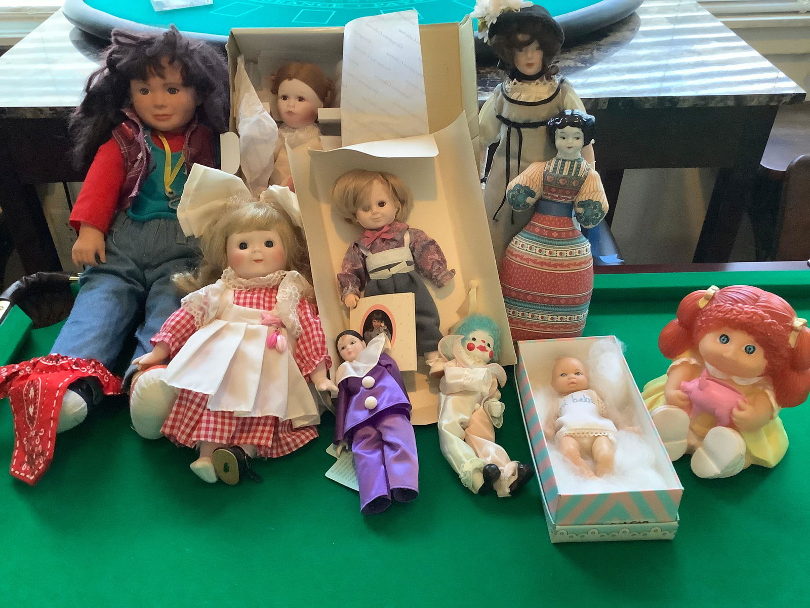 Lot of Dolls Some Porcelain and 1983 Cabbage Patch Kids Plastic Piggy Bank: Lot of Dolls Some Porcelain and 1983 Cabbage Patch Kids Plastic Piggy Bank