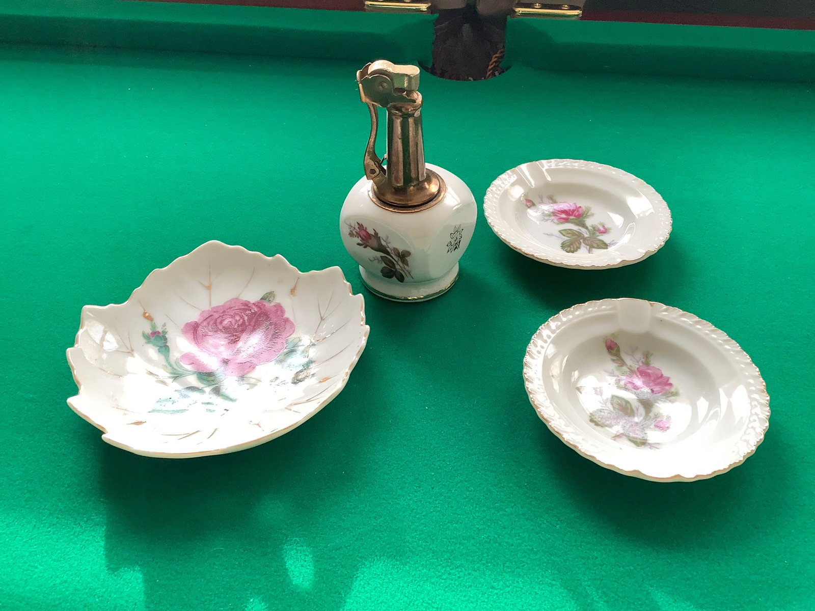 Vintage Nasco Made in Japan Ashtrays, Plate and Lighter: Vintage Nasco Made in Japan Ashtrays, Plate and Lighter