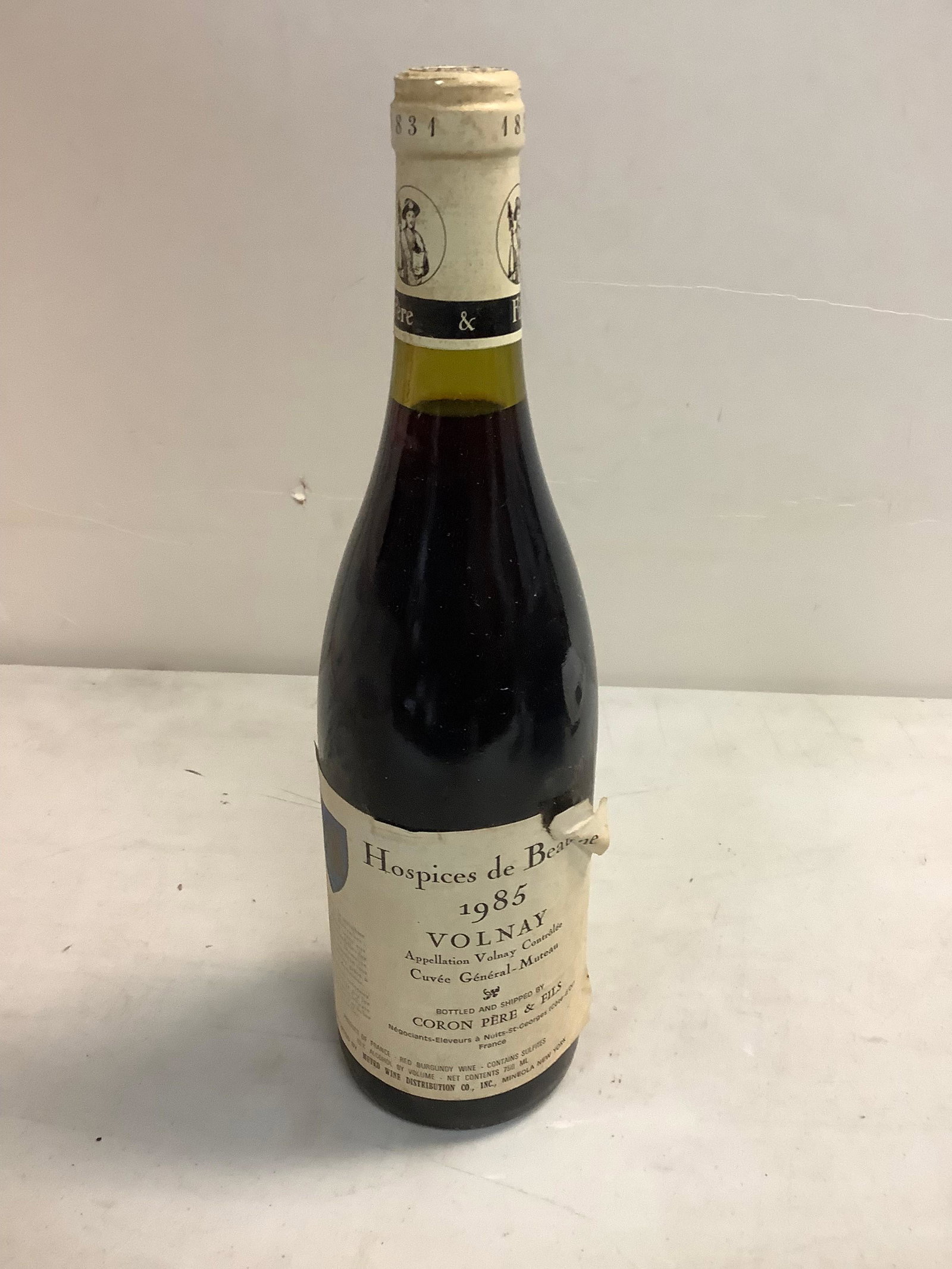 Sealed 1985 HOSPICES de BEAUNE, Volnay, Red Burgundy 750ml: Sealed 1985 HOSPICES de BEAUNE, Volnay, Red Burgundy 750ml