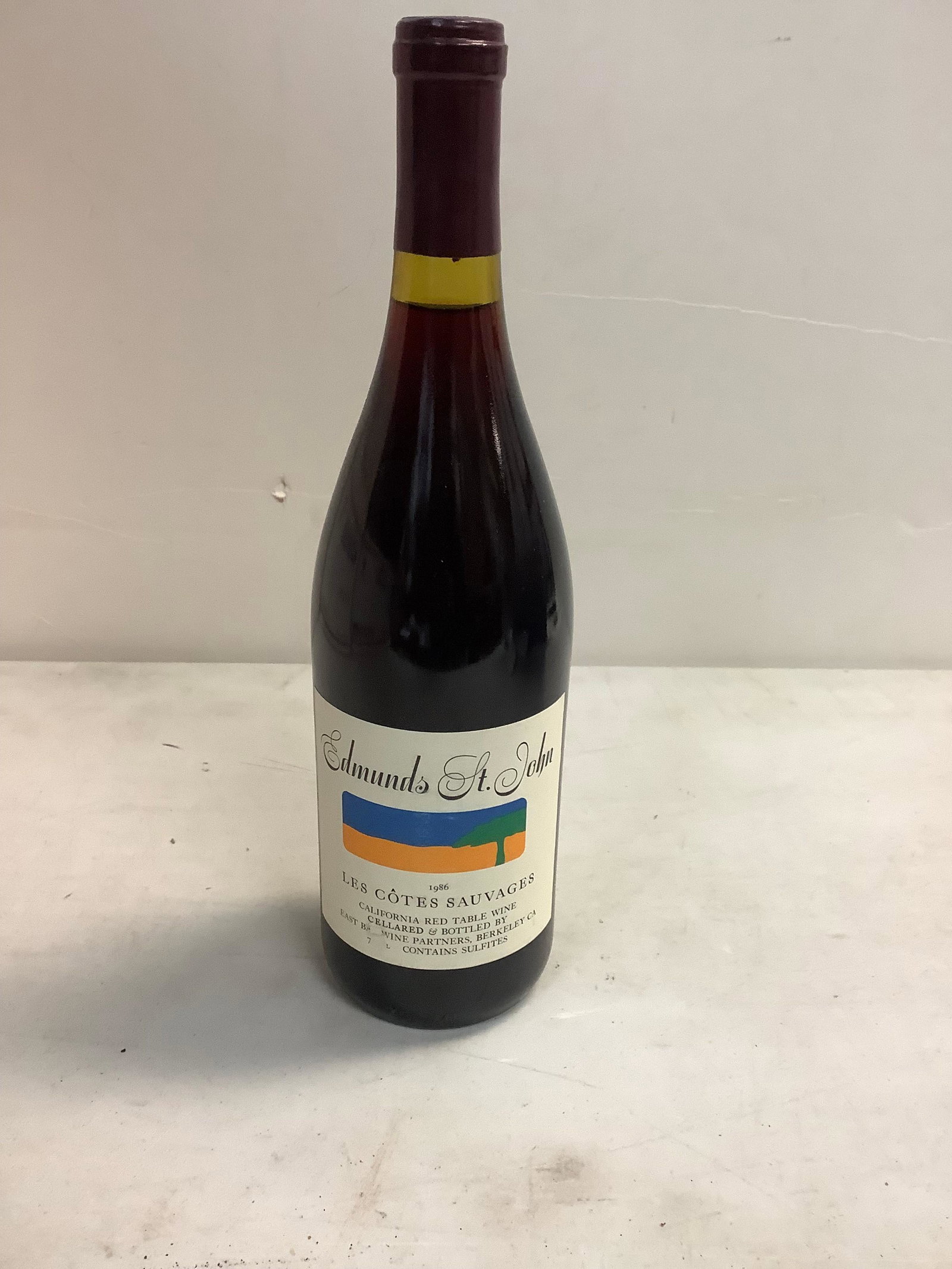Sealed 1986 EDMUND ST. JOHN, Les Cotes Sauvages, Red Wine, CA 750ml: Sealed 1986 EDMUND ST. JOHN, Les Cotes Sauvages, Red Wine, CA 750ml