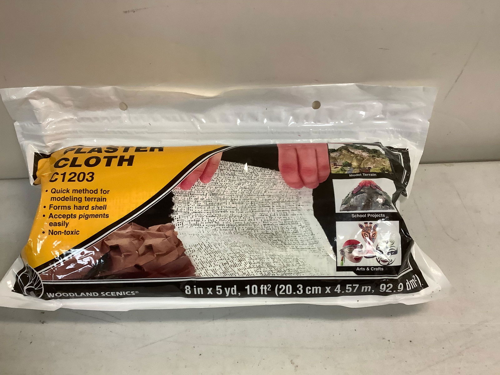 Plastic cloth C1203 woodland scenics: Plastic cloth C1203 woodland scenics