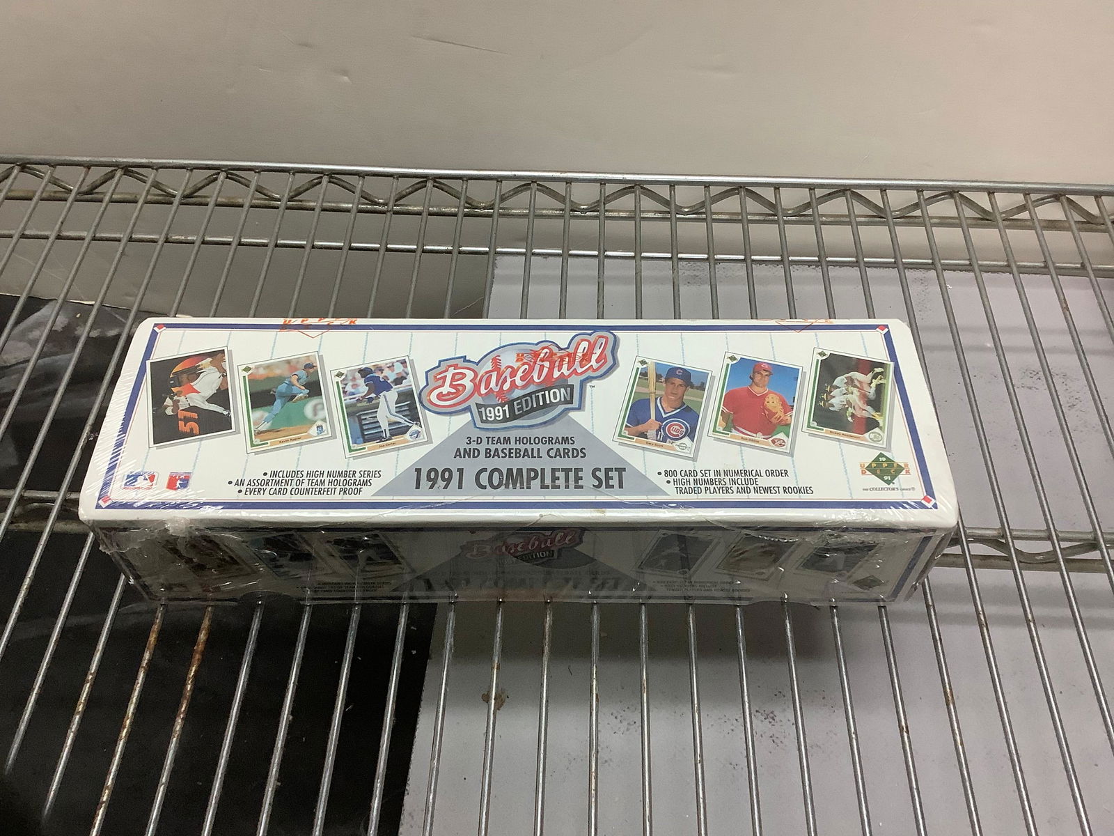 box 1991 sealed Upper Deck baseball cards (1 of 1)