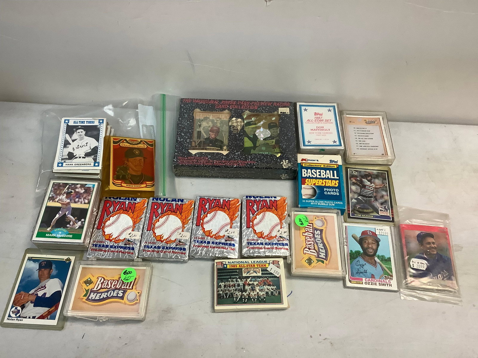 lot of baseball cards topps score donruss (1 of 1)