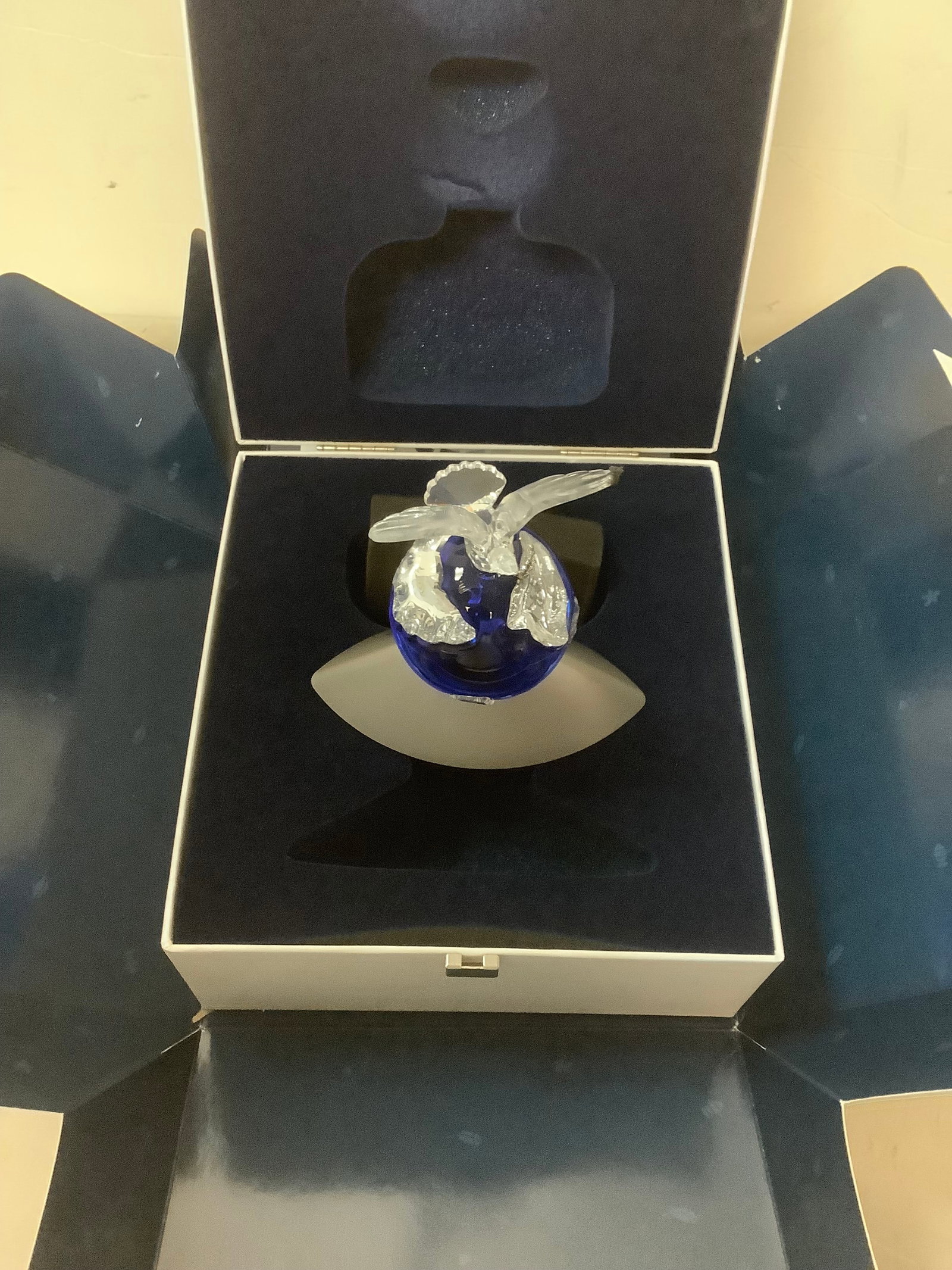Swarovski silver crystal: Swarovski silver crystal