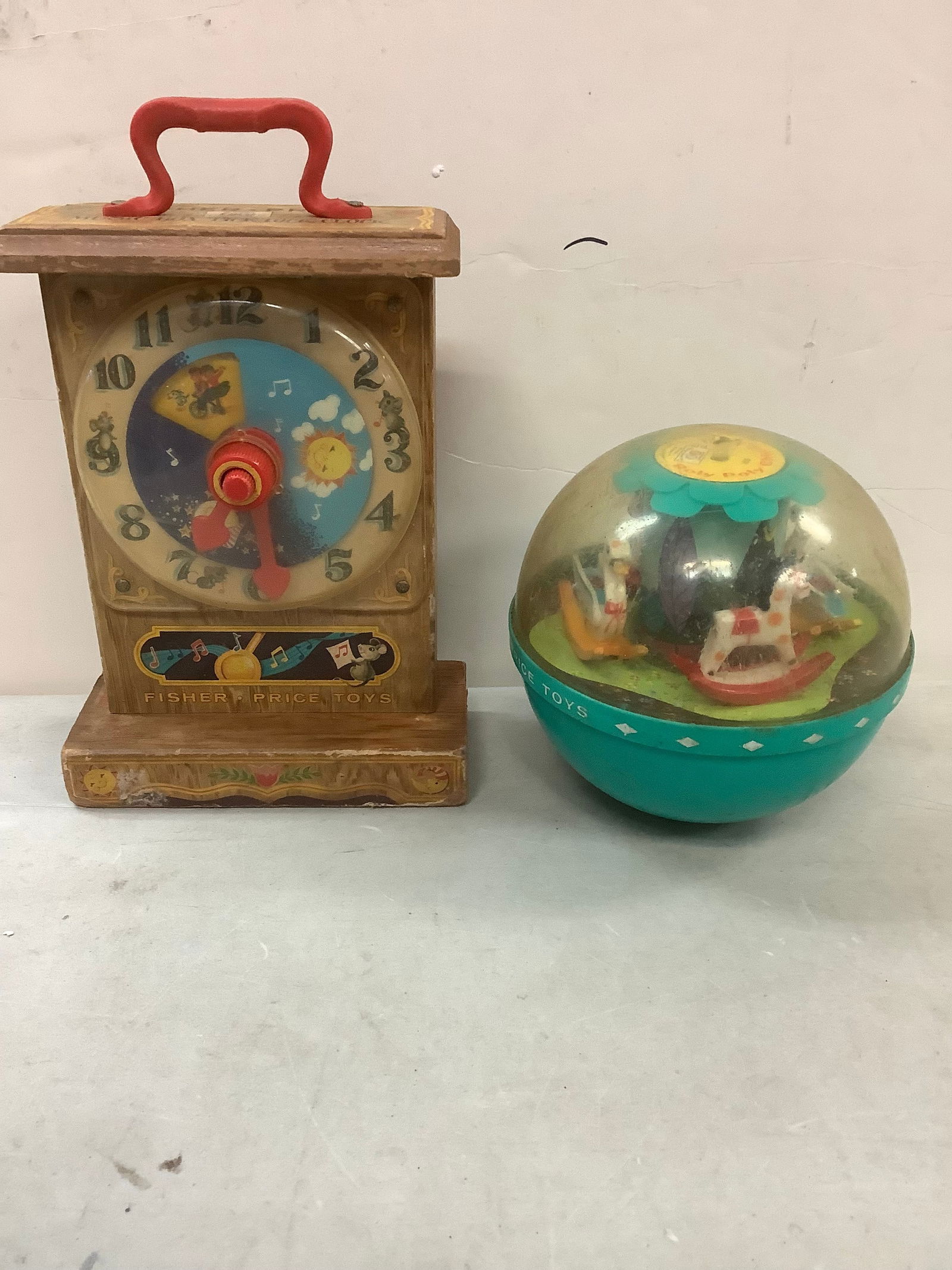 Fisher Price Rolly polly chime ball and music box (1 of 1)
