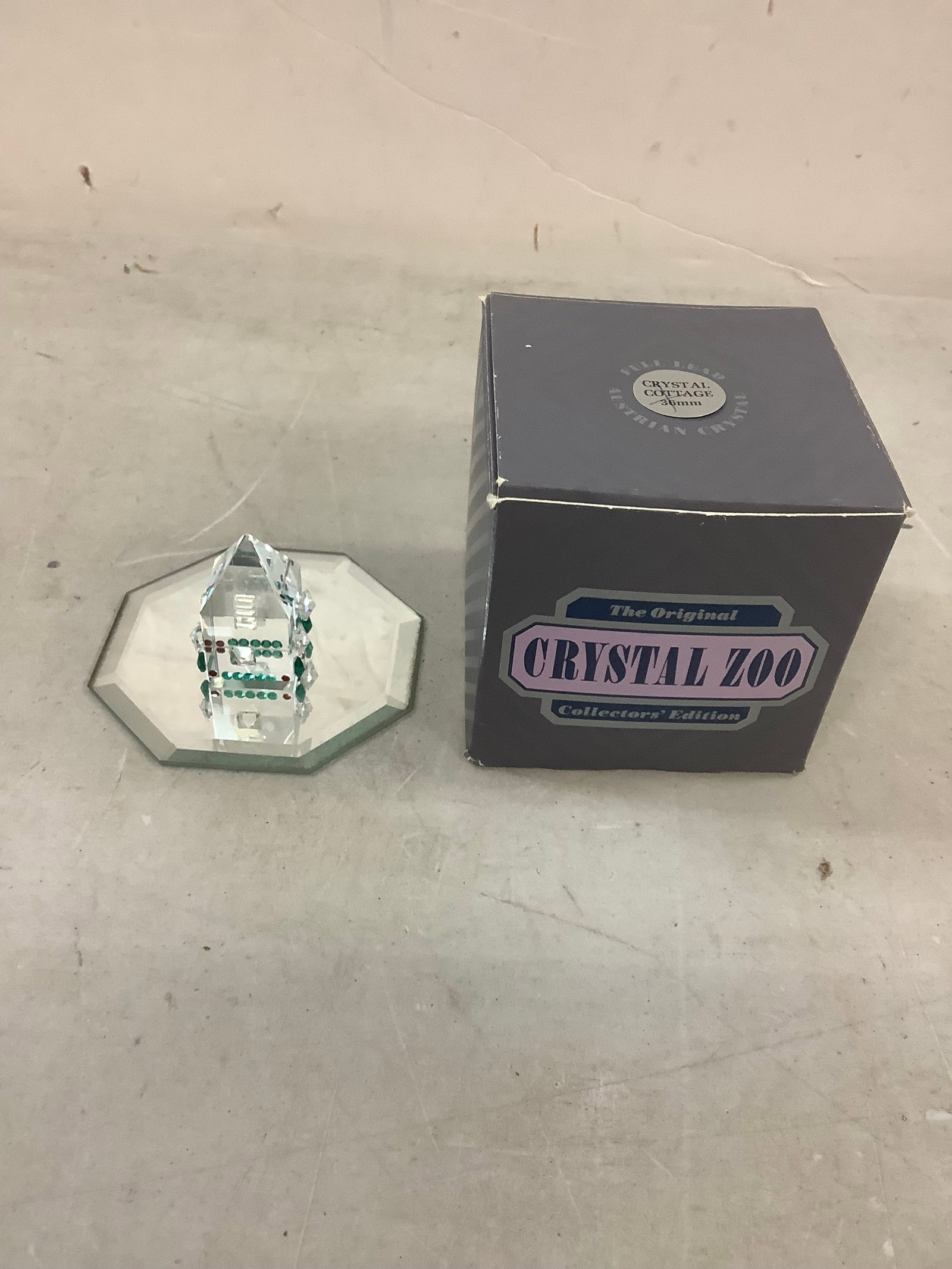 Swarovski crystal cottage 1.5in tall: Swarovski crystal cottage 1.5in tall