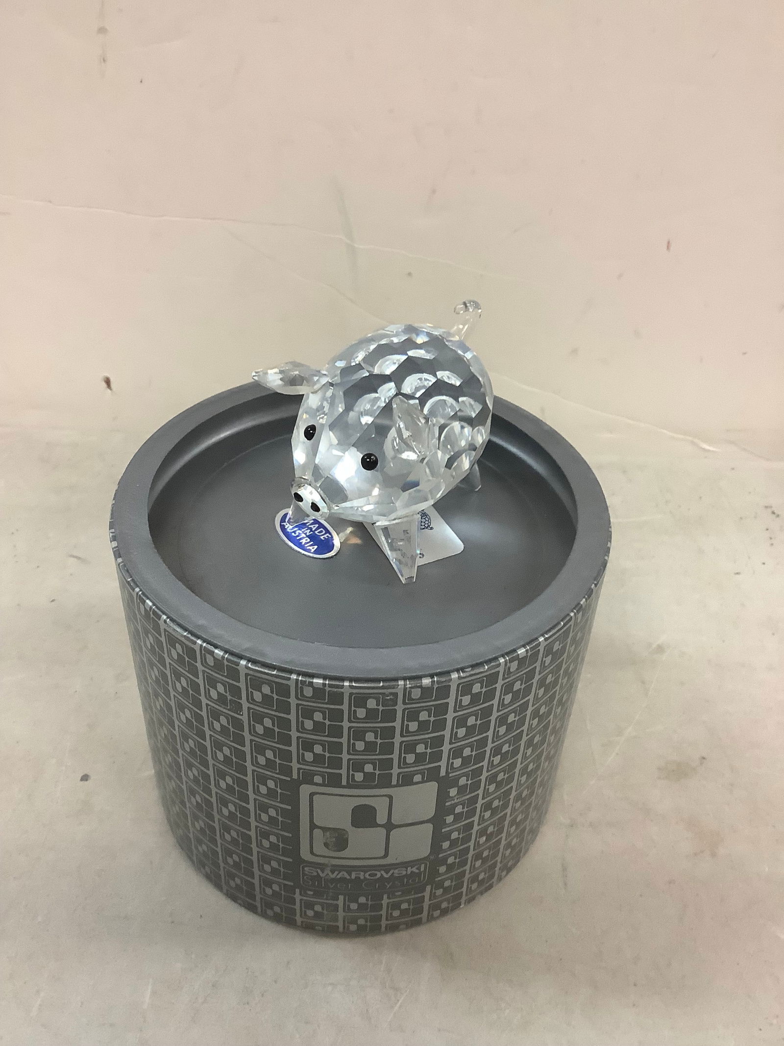 Vintage Swarovski crystal pig 2in tall (1 of 1)