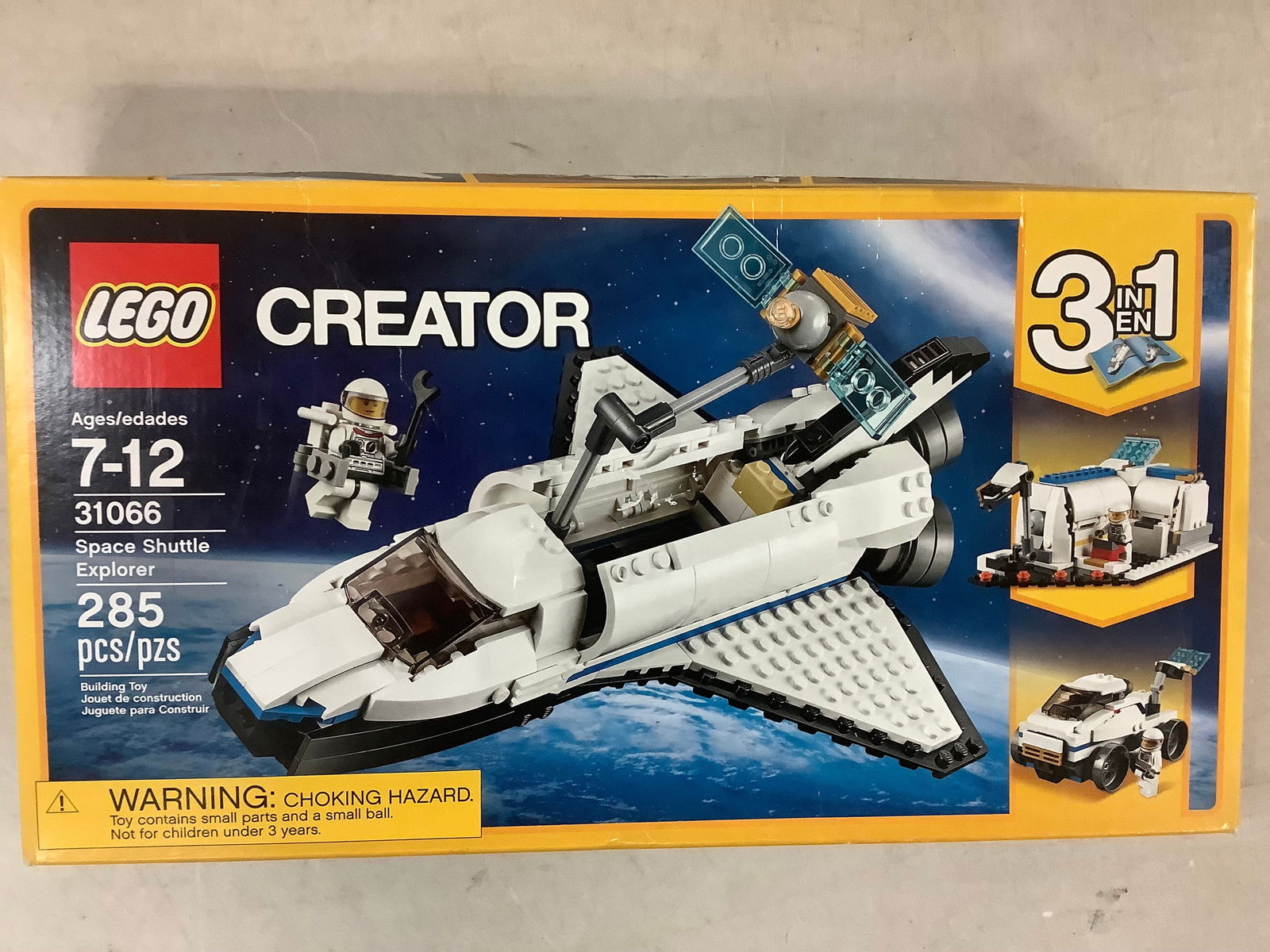 Lot of space shuttle explorer lego set (1 of 1)