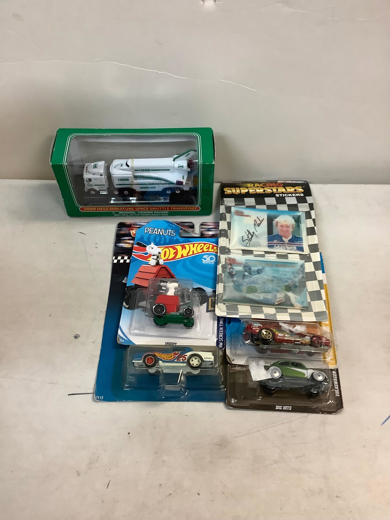 hot wheel and nascar cars and more: hot wheel and nascar cars and more