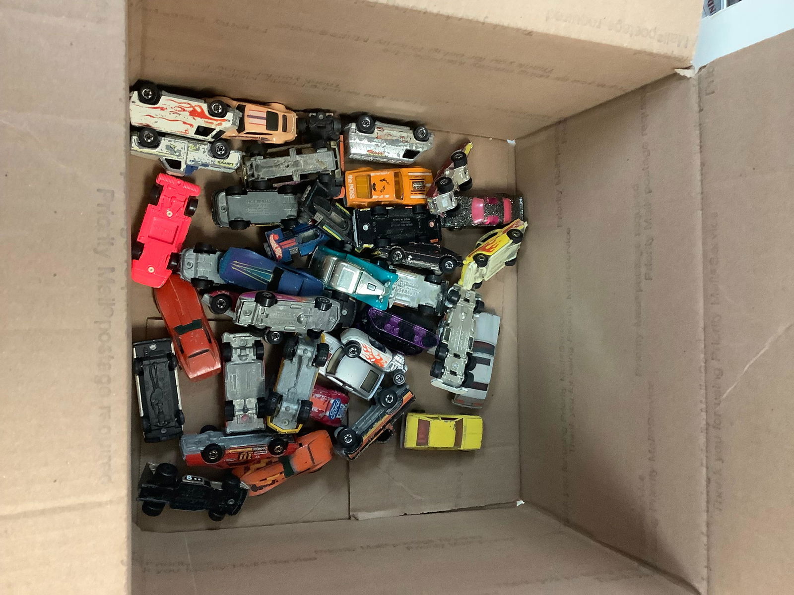 lot of matchbox cars: lot of matchbox cars