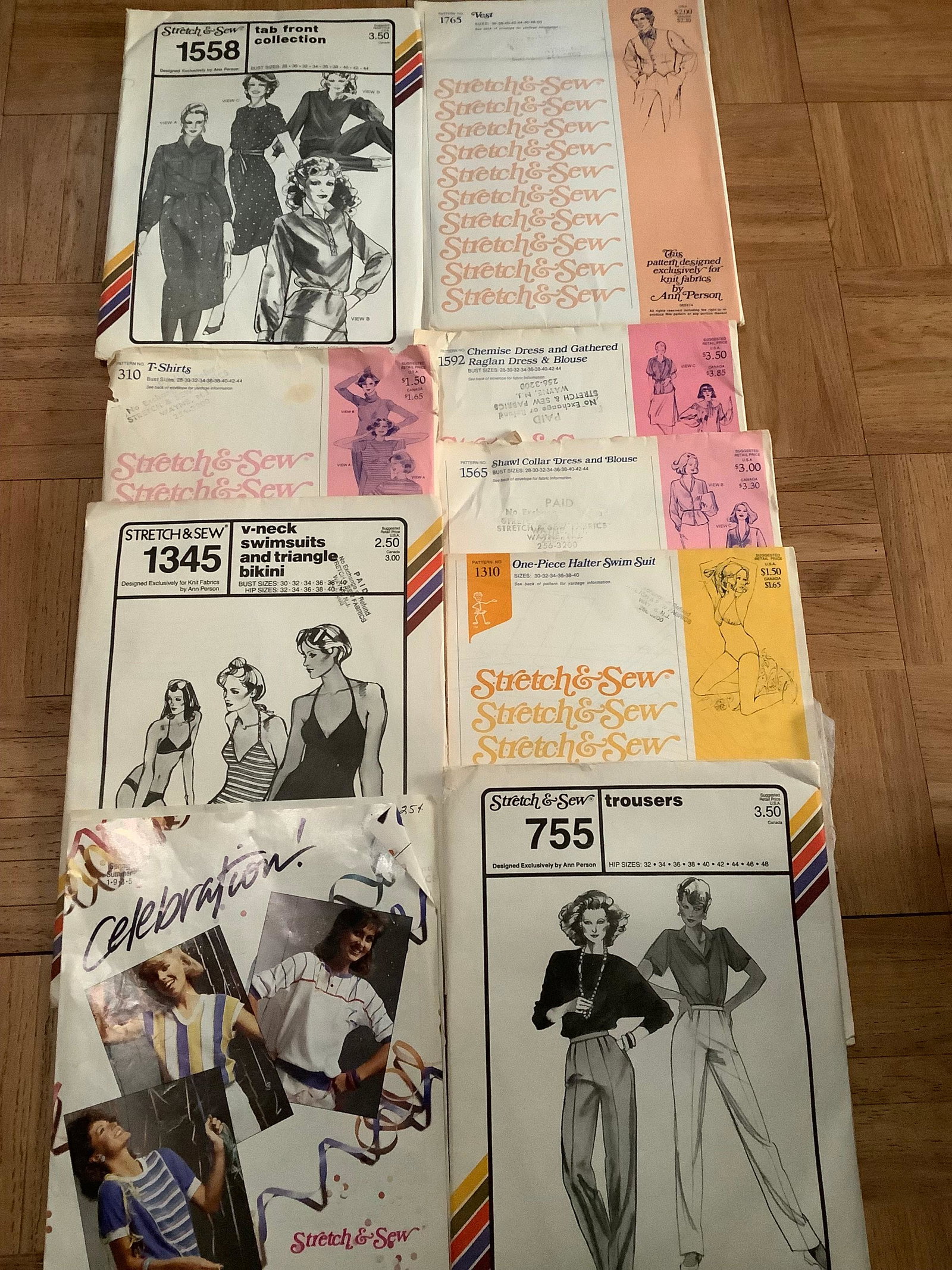 Lot of Vintage Stretch & Sew Patterns: Lot of Vintage Stretch & Sew Patterns