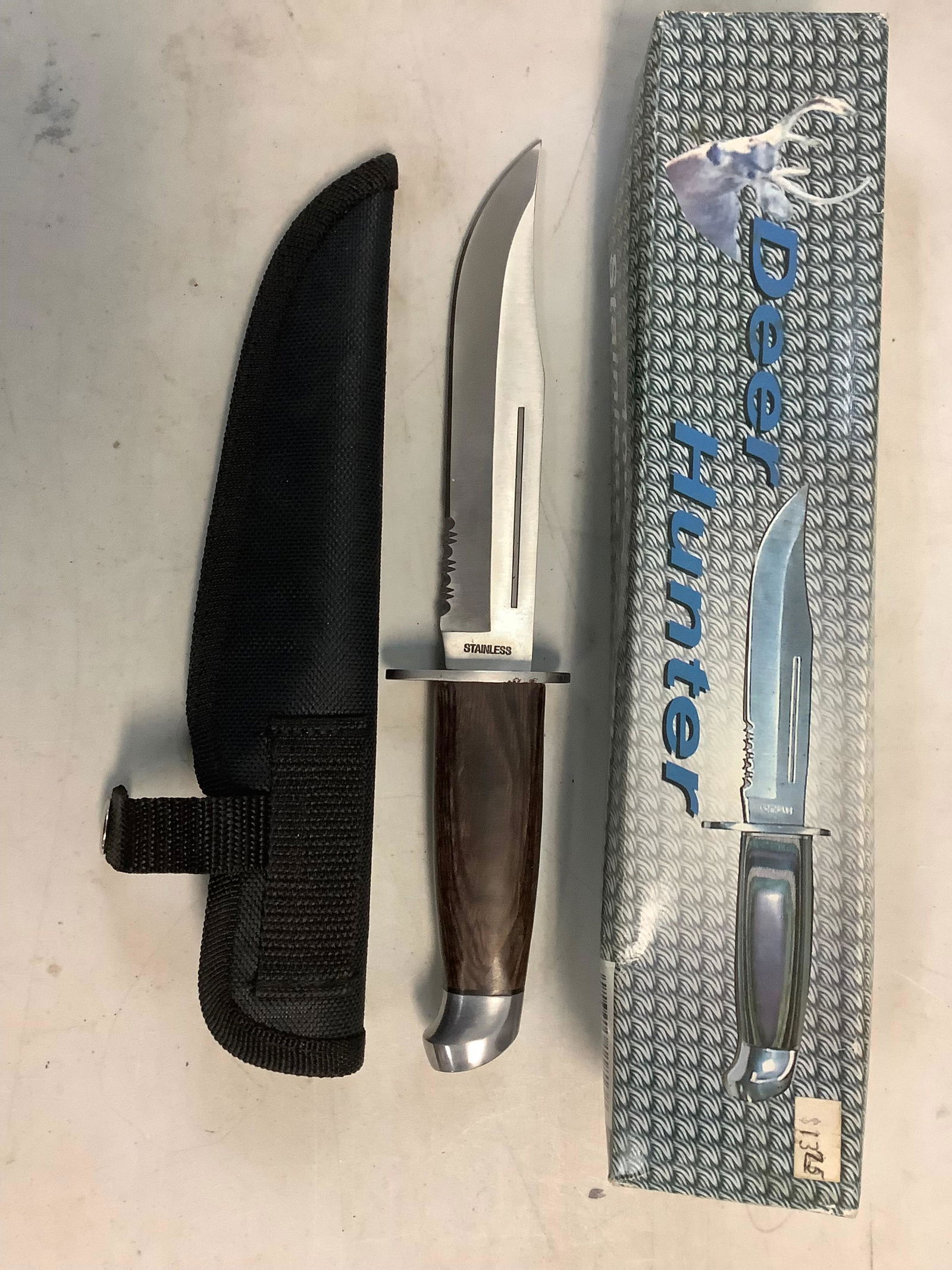 Stainless Steel Blade Deer Knife w/ Nylon Sheath 10" (1 of 1)