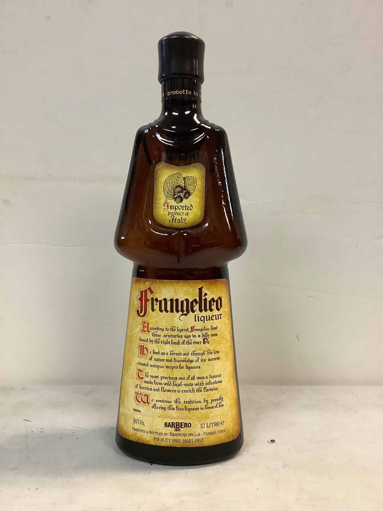 Unopened Frangelico Liqueur 1.0 Litre: Unopened Frangelico Liqueur 1.0 Litre