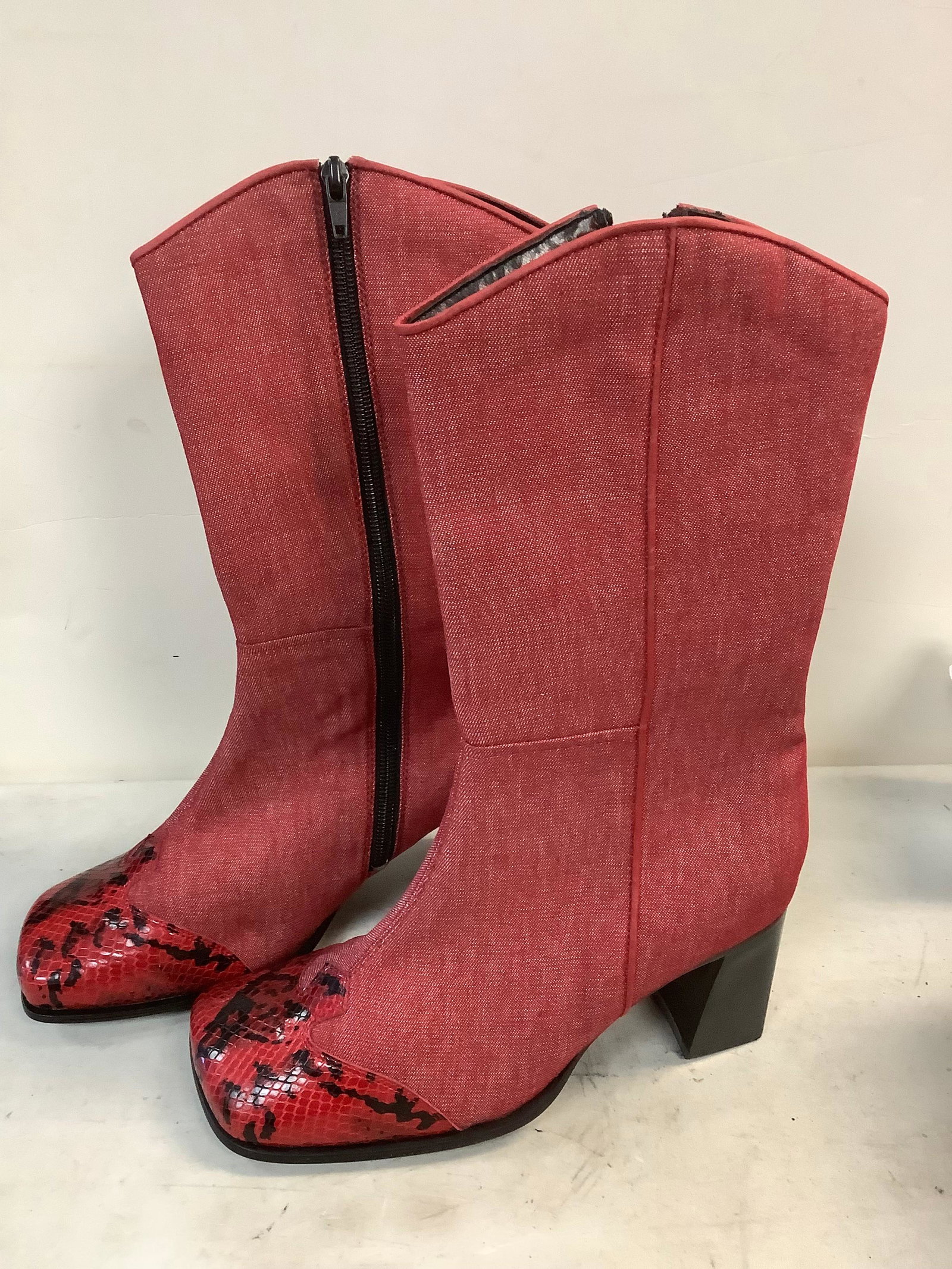 red Wesley and co 8 1/2 boots: red Wesley and co 8 1/2 boots