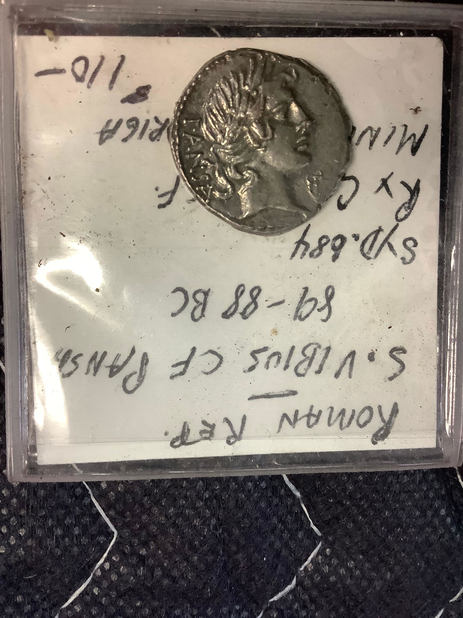 Roam Rep S. Vibius CF Pansa 89-88 BC (1 of 1)