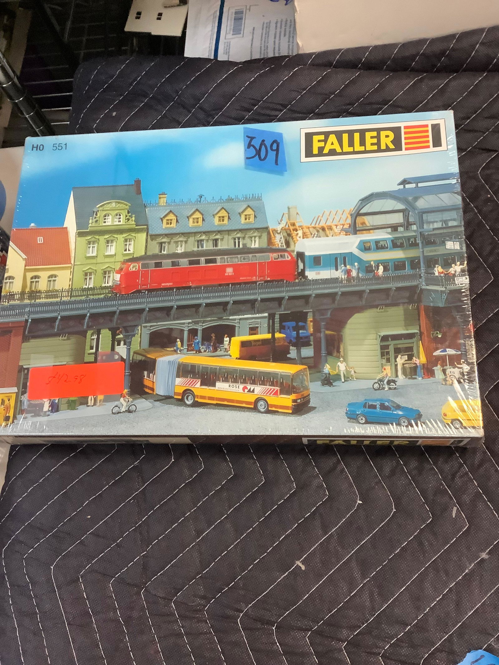 Faller HO 551 model kit (1 of 1)