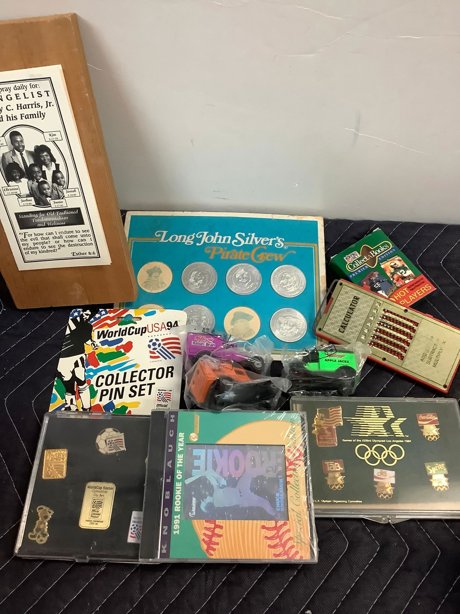 Hot wheels, Olympic coca cola pins and more (1 of 1)