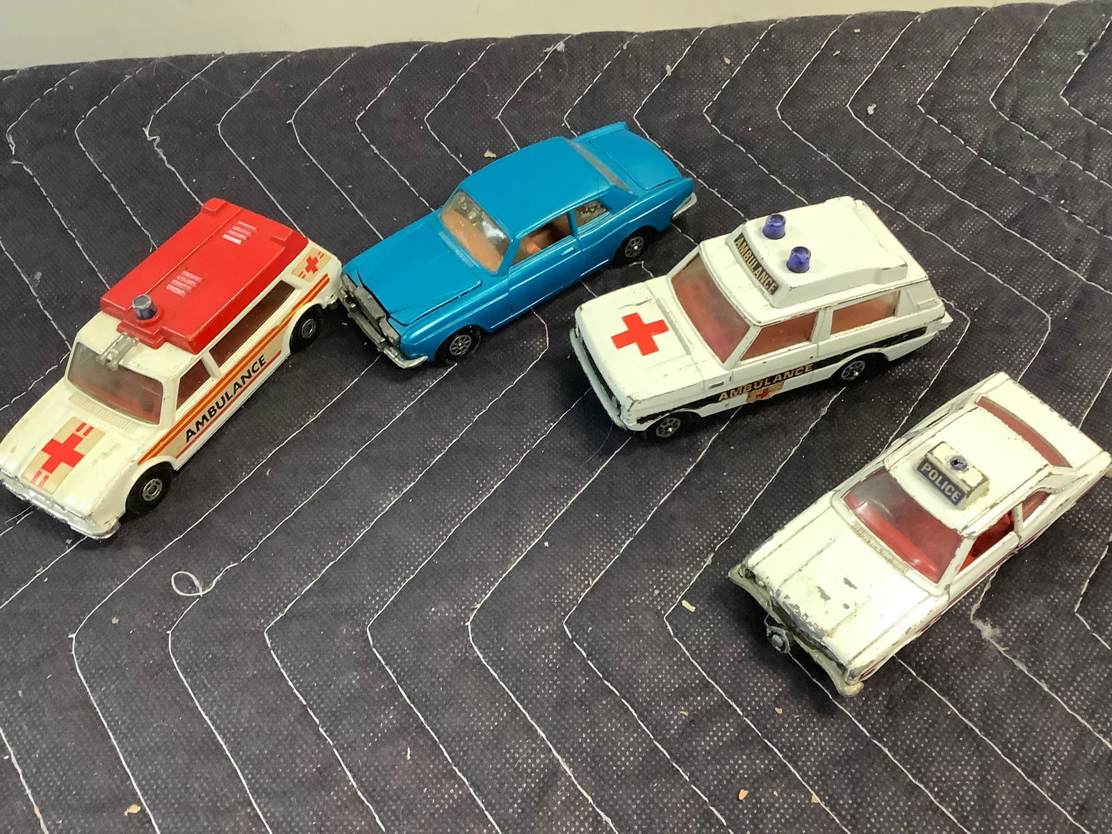 Matchbox and corgi whizz wheels cars and more (1 of 1)