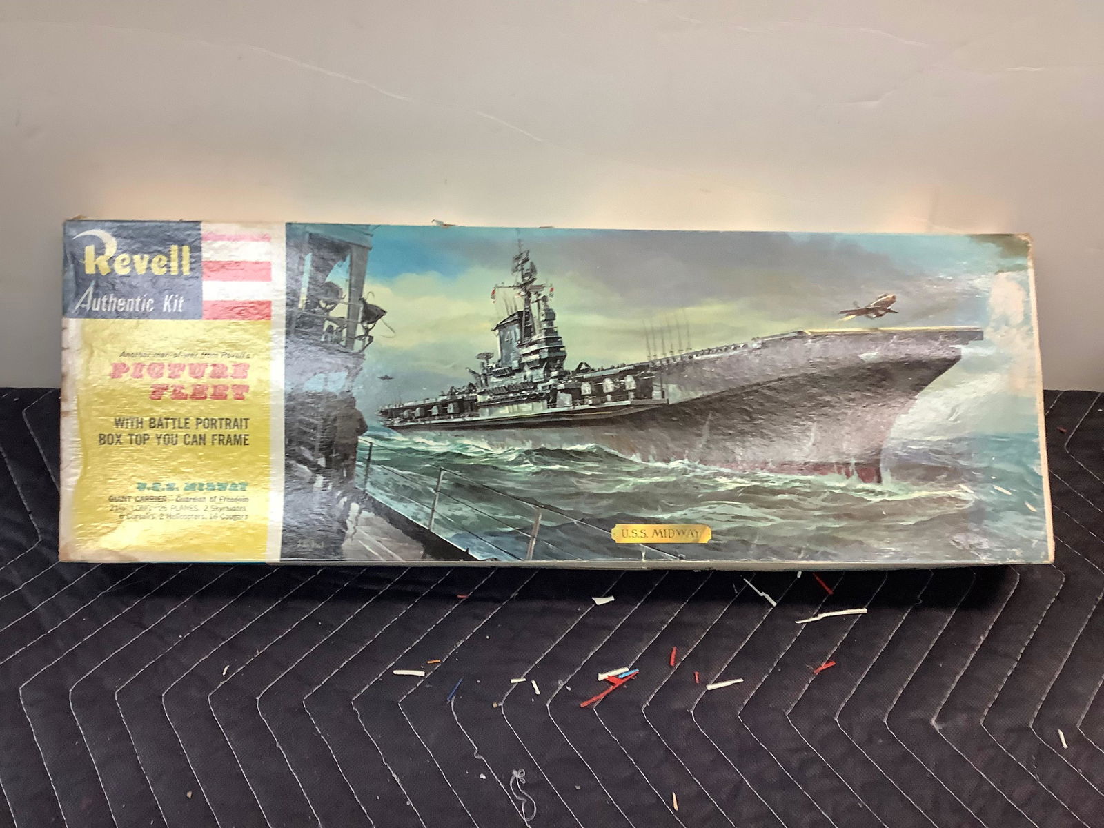 Revell Picture Fleet U.S.S. Midway model kit (1 of 1)