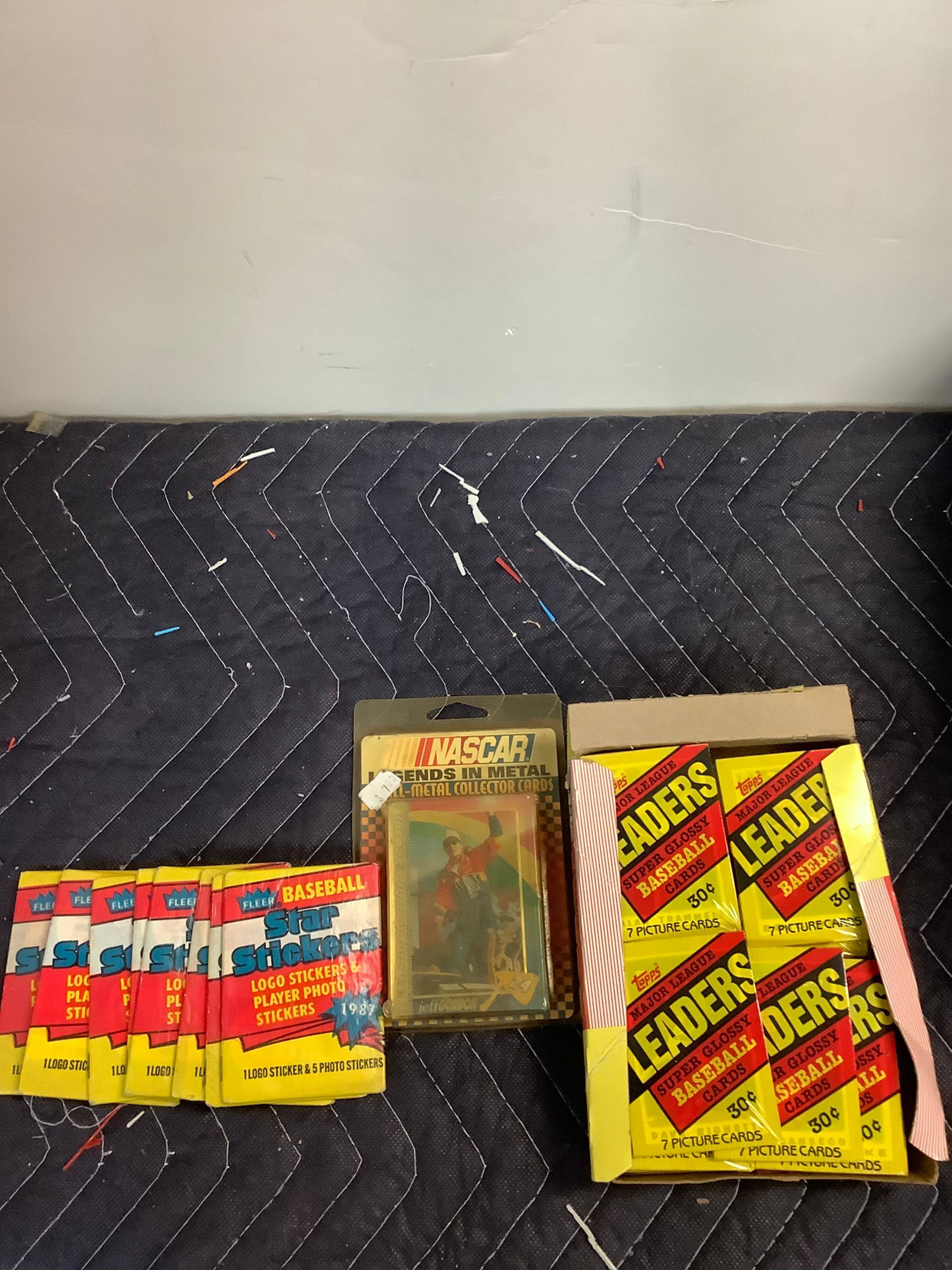 Leaders Topps baseball cards, Fleer Baseball Star Stickers and more (1 of 1)