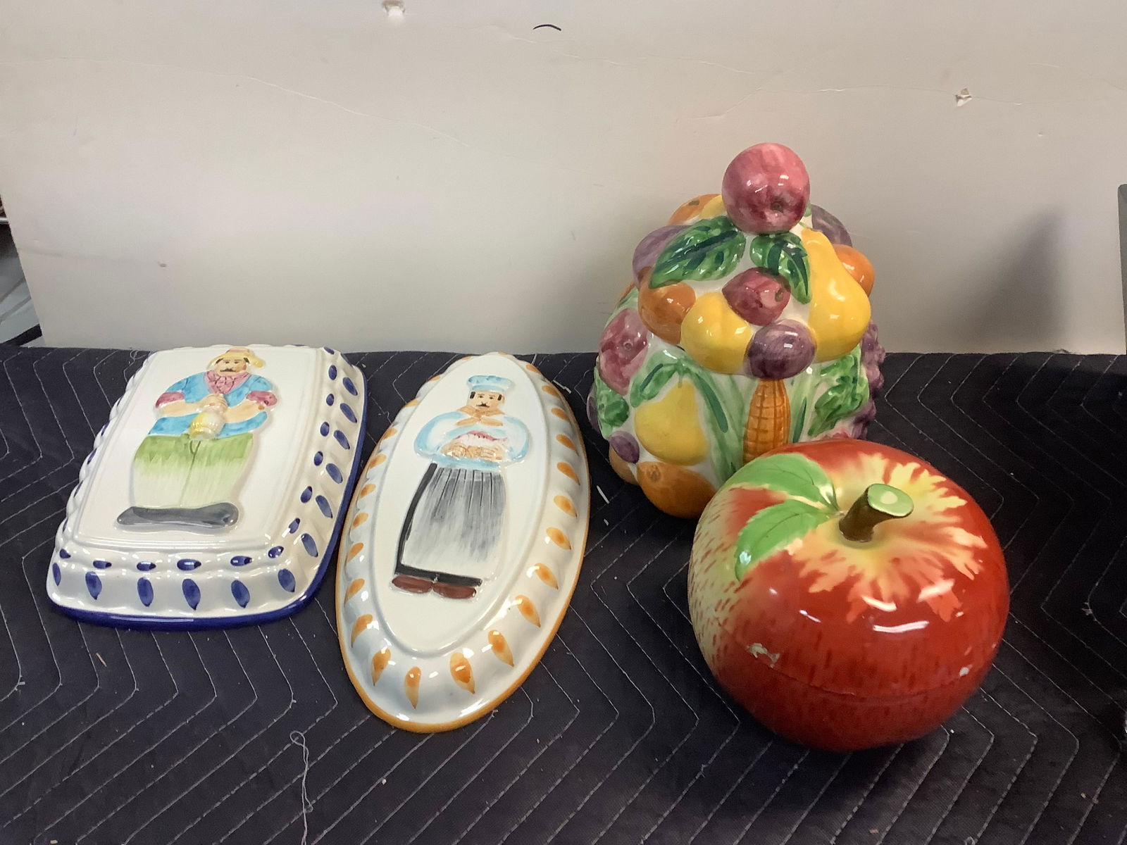 Ceramic apple and mixed fruit dishes with lids and more (1 of 1)