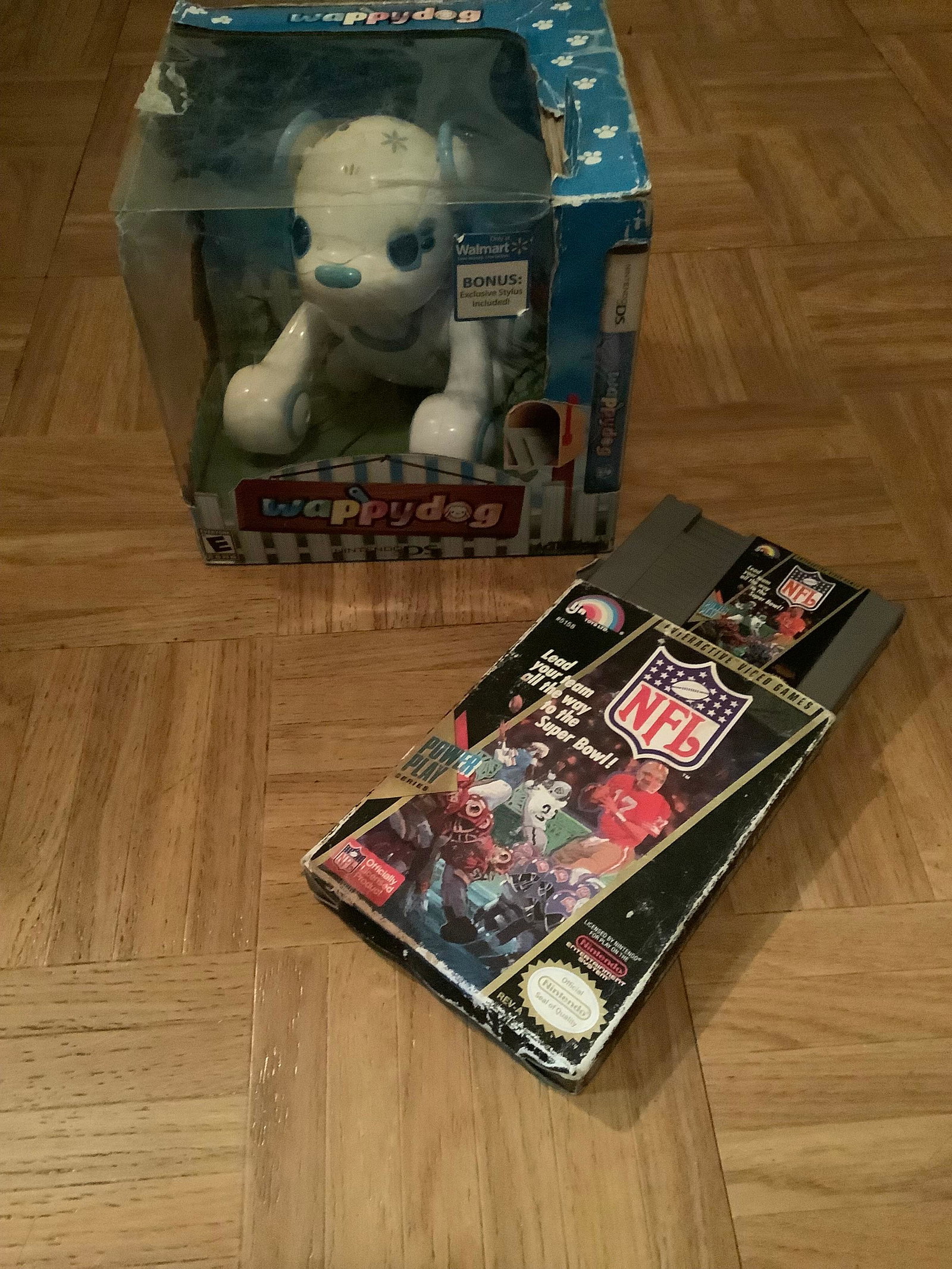 Nintendo DS Wappy Dog w/ Game and Nintendo NFL Game: Nintendo DS Wappy Dog w/ Game and Nintendo NFL Game