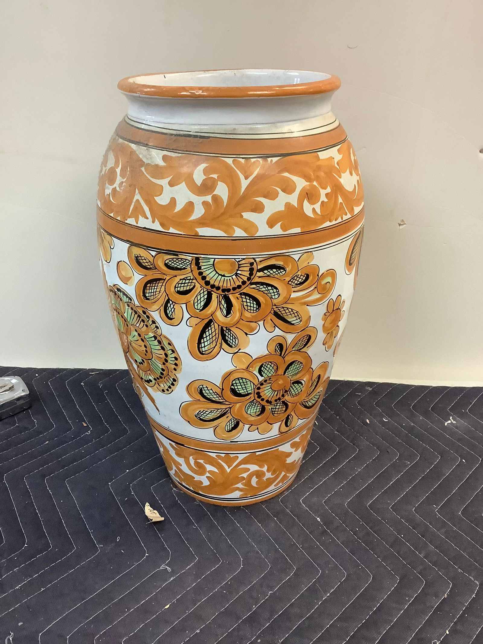 Large floor vase measures 18 1/2" tall (1 of 1)