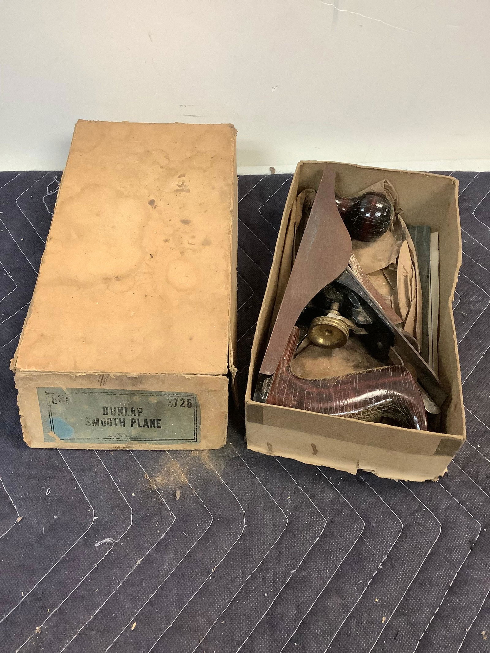 Dunlap Smooth Plane in original box (1 of 1)