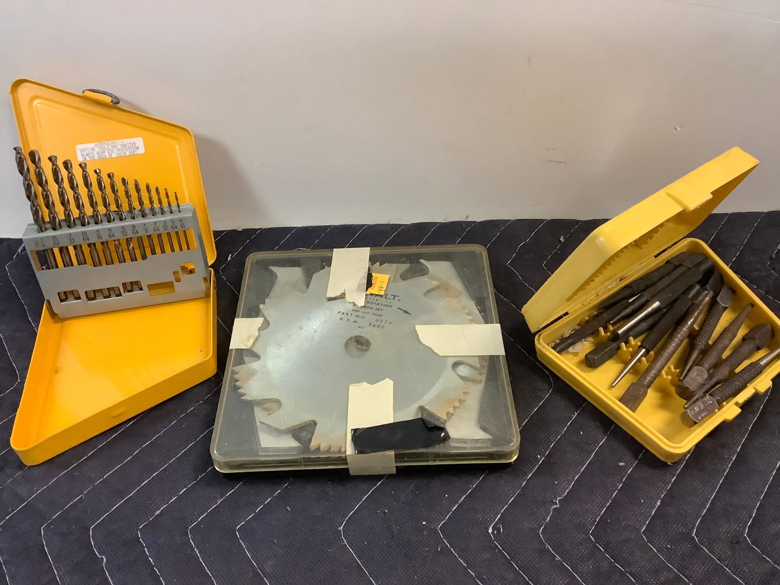 Stanley and DeWalt drill sets and saw blades: Stanley and DeWalt drill sets and saw blades