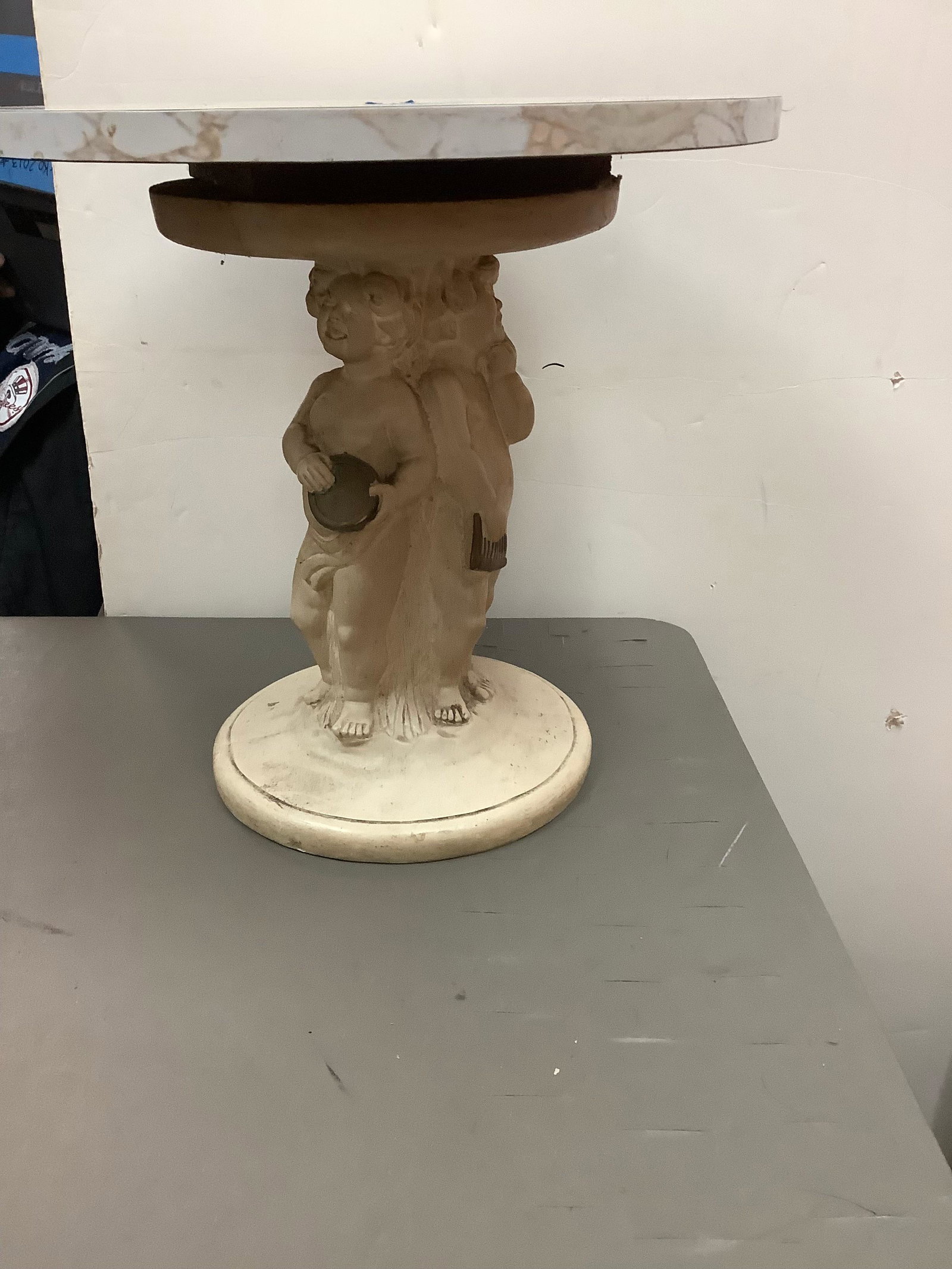 Resin Cherub Table 16.5": Resin Cherub Table 16.5"