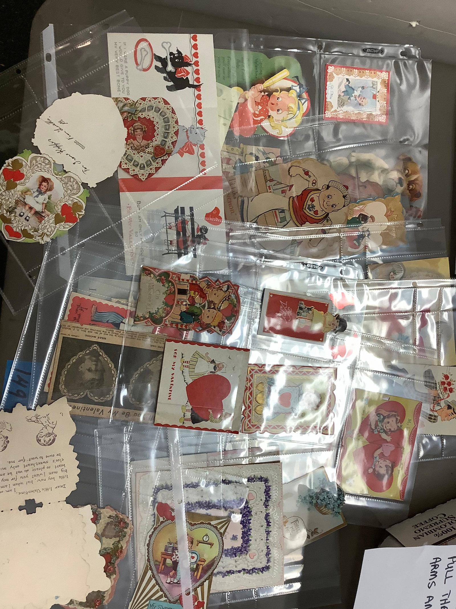 lot of 30 Vintage Valentines includes mechanical pull the heart and the sailors (arms & legs move.: lot of 30 Vintage Valentines includes mechanical pull the heart and the sailors (arms & legs move.