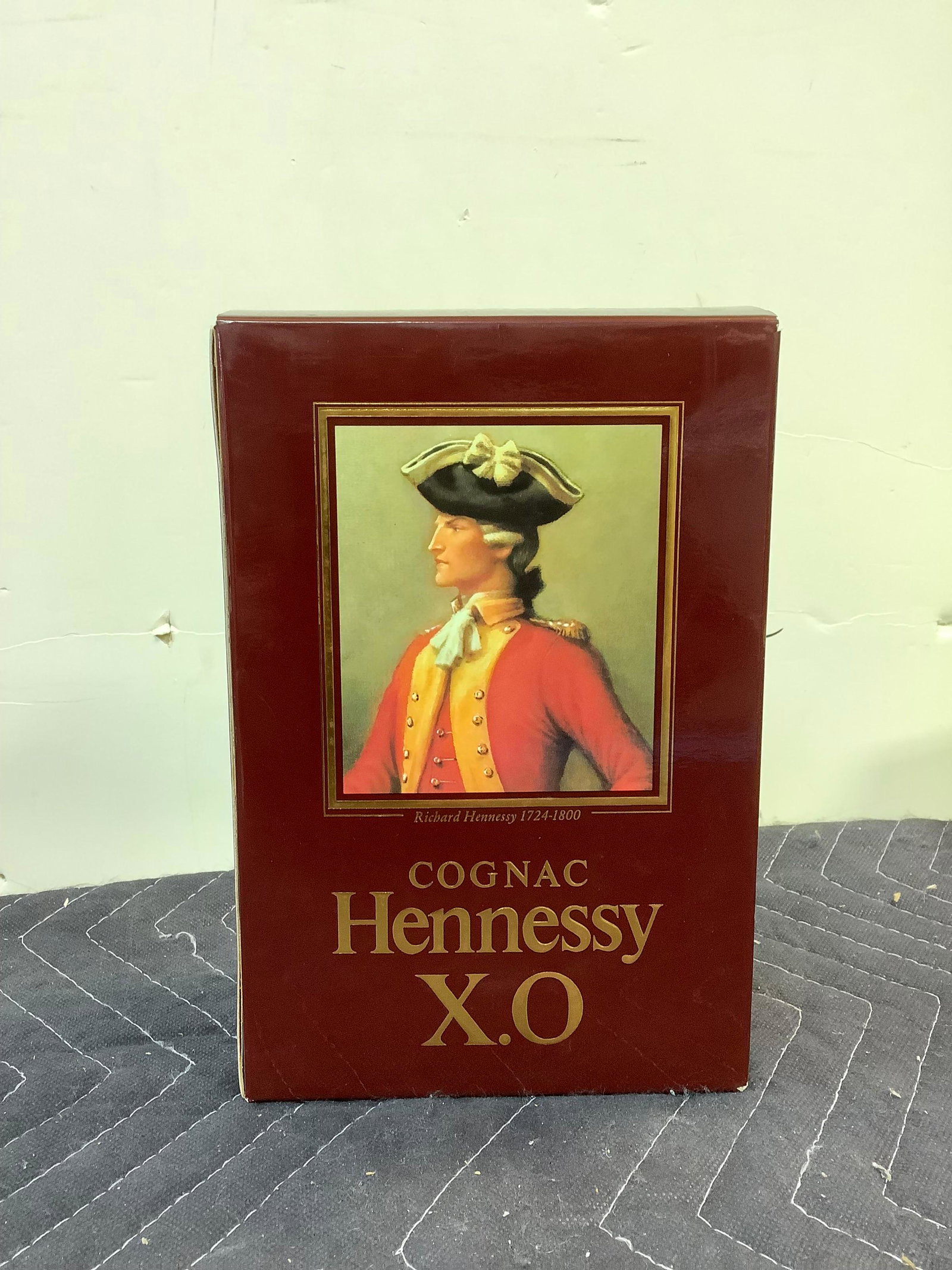 X.O Hennessy Cognac sealed: Any contents in bottle is Free; You are bidding on the bottle & unbroken tax stamp