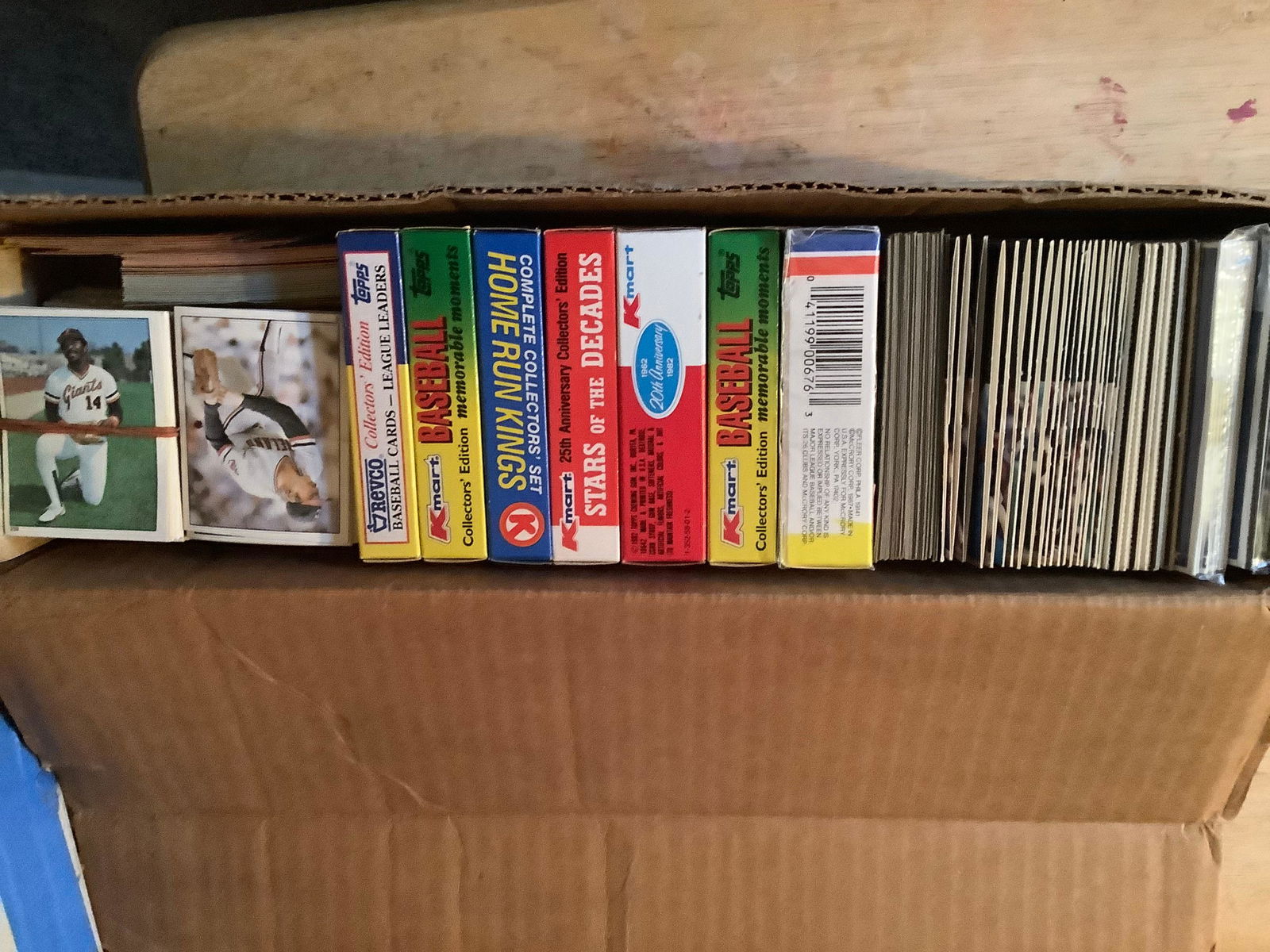 box full of various baseball cards (1 of 1)