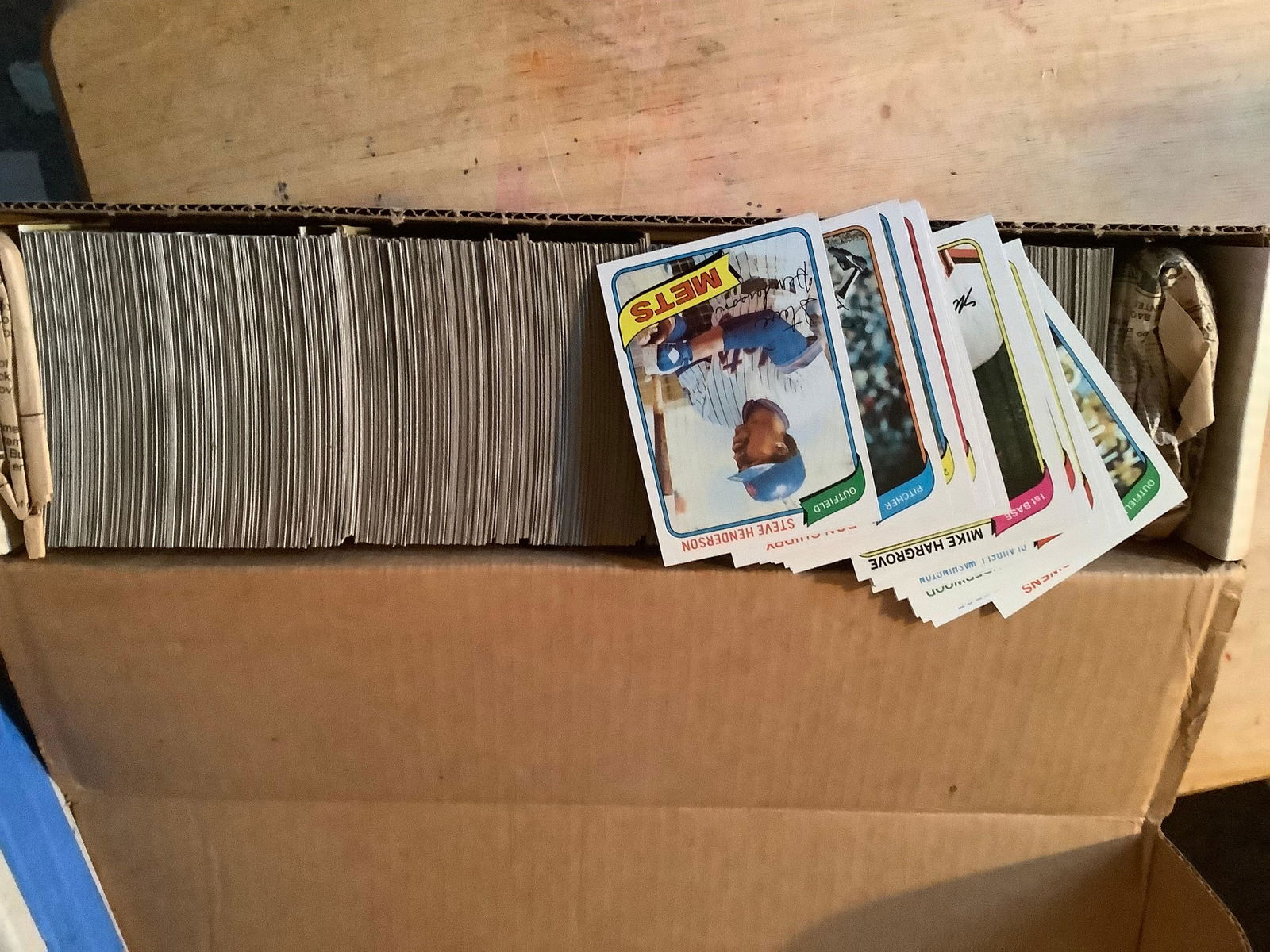 box full of 1980 baseball Cards (1 of 1)