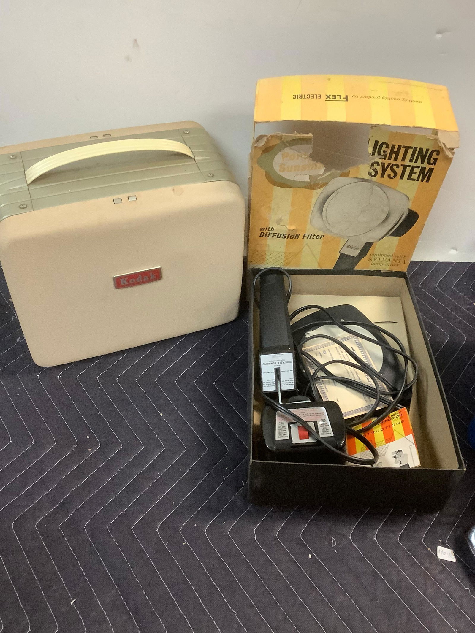 vintage diffusion filter and brownie 310 Kodak movie projector: vintage diffusion filter and brownie 310 Kodak movie projector