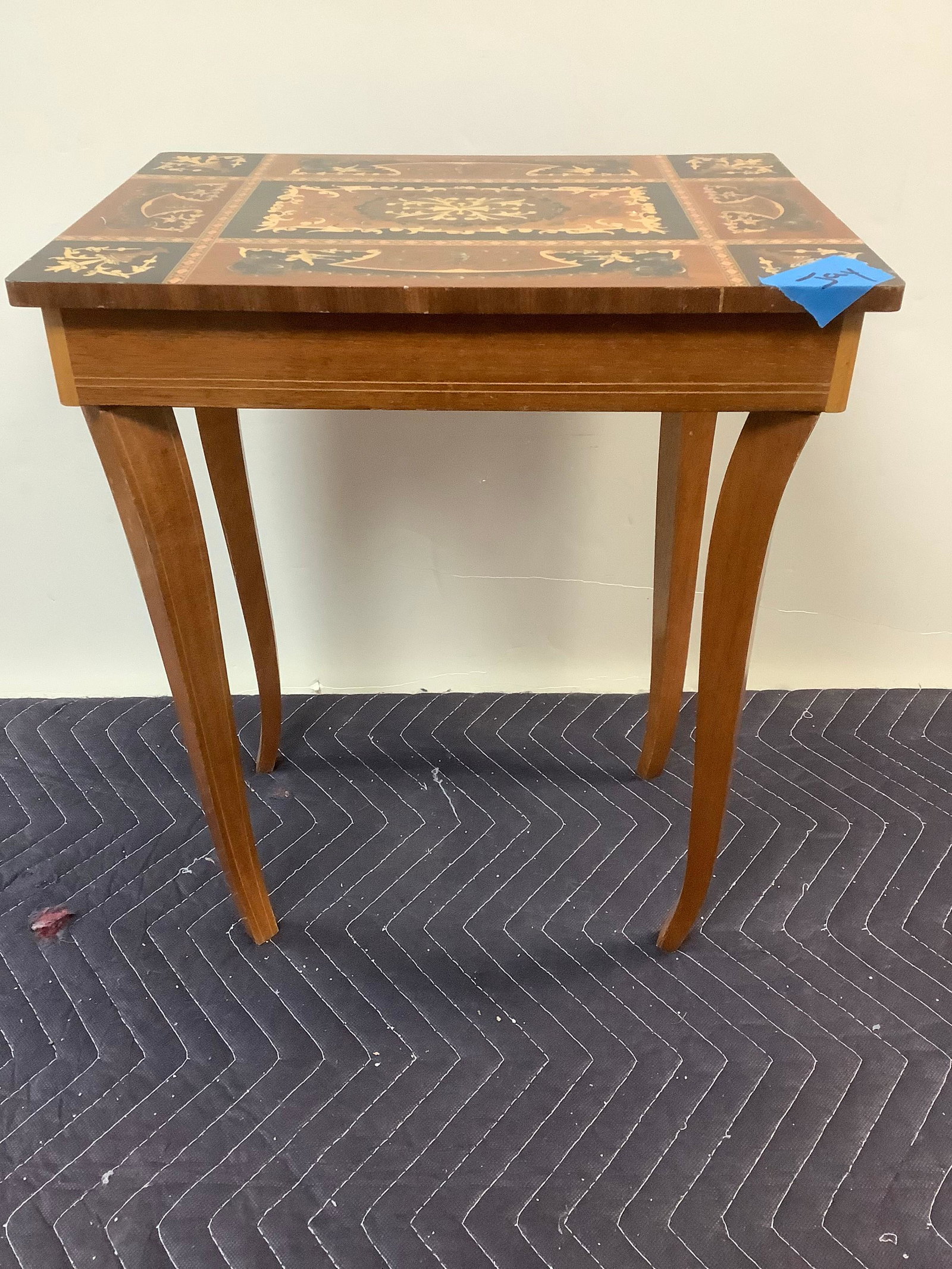 Wooden Musical Jewelry Table 17x14x10.5: Wooden Musical Jewelry Table 17x14x10.5