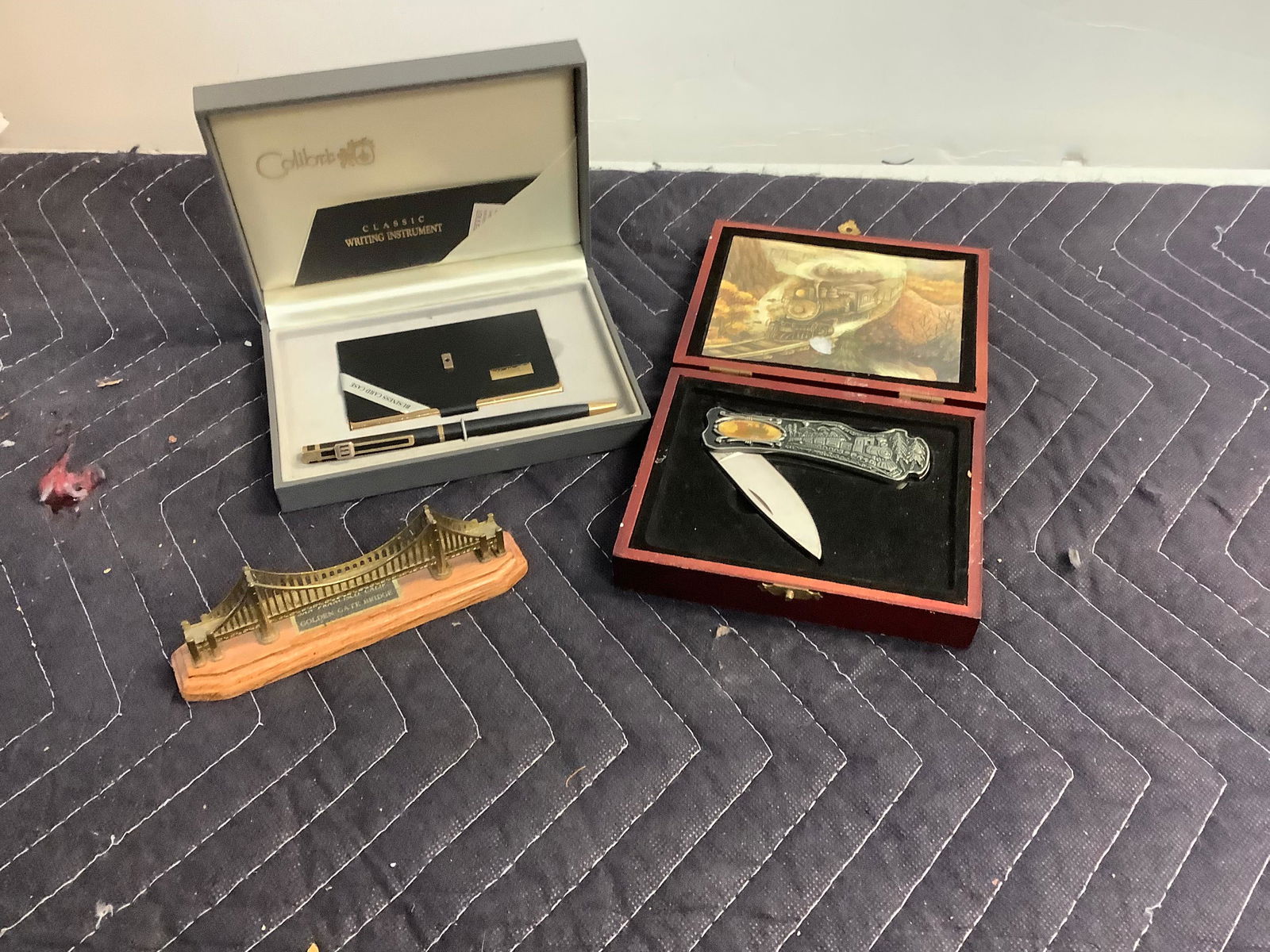 Colibri Pen w/ Business Card Case Set, Knife in Case and Golden Gate Bridge (1 of 1)