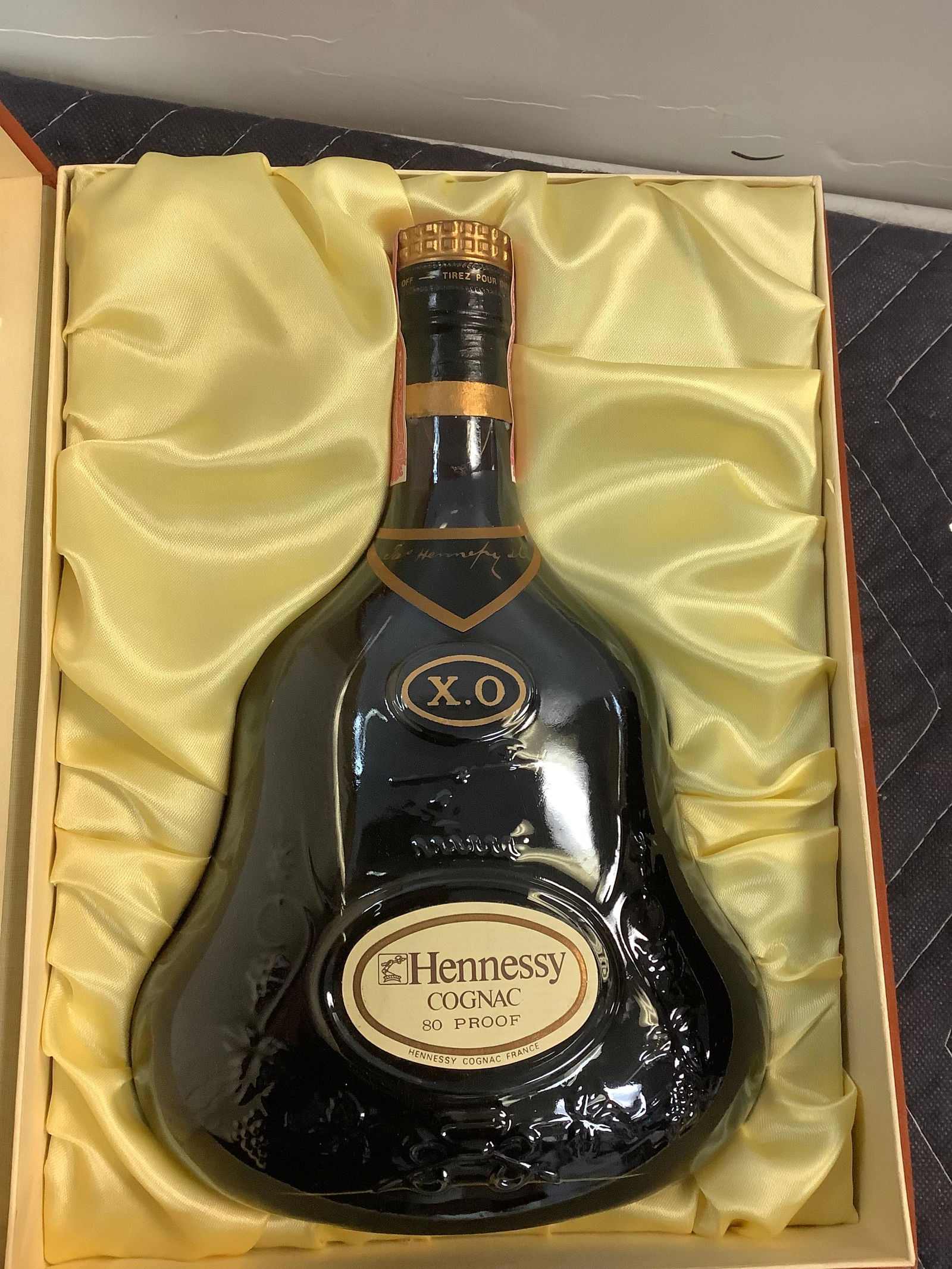 Sealed Hennessy XO in Box 750ml (1 of 1)