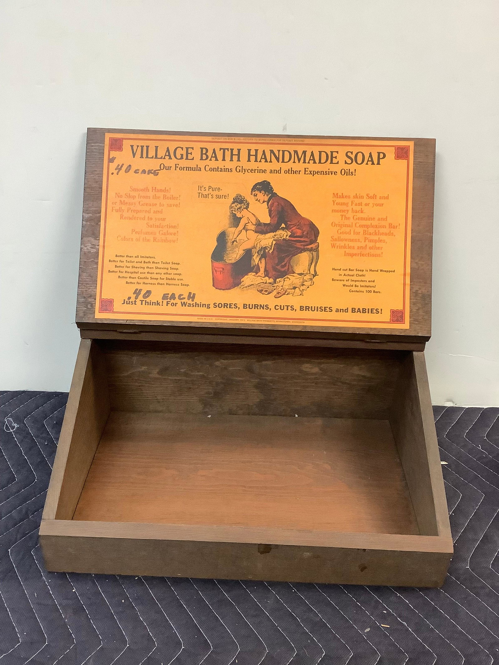 Vintage Wooden Soap Box 16x12: Vintage Wooden Soap Box 16x12