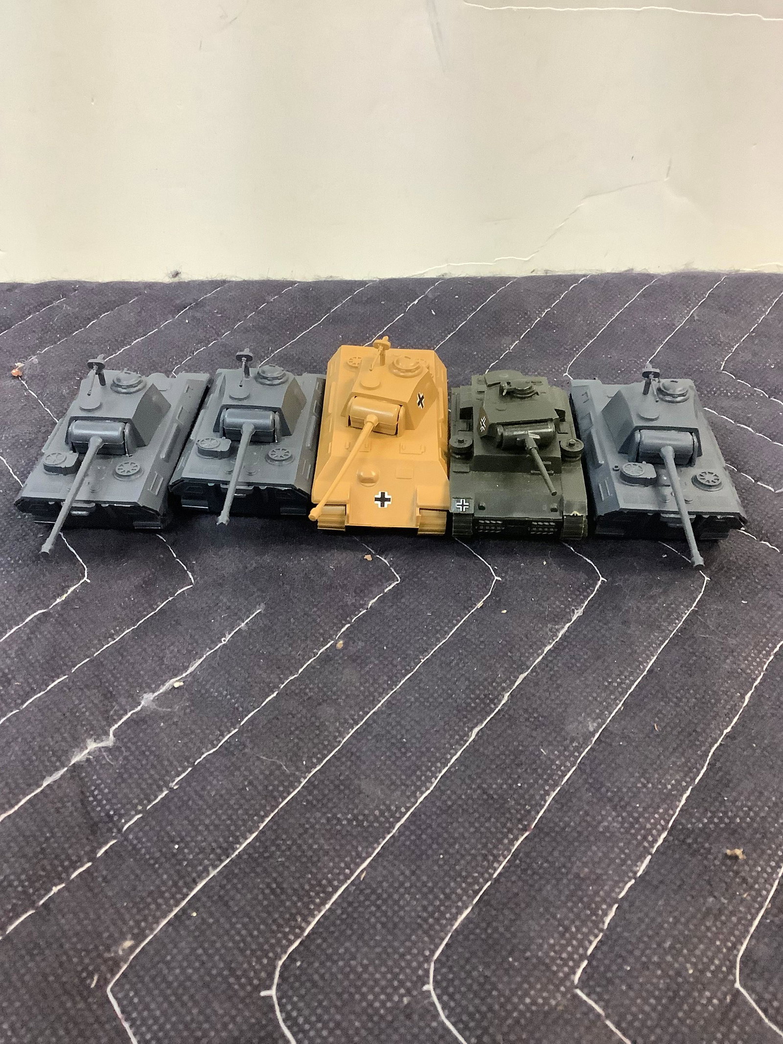 Lot of Plastic Panther Tanks: Lot of Plastic Panther Tanks