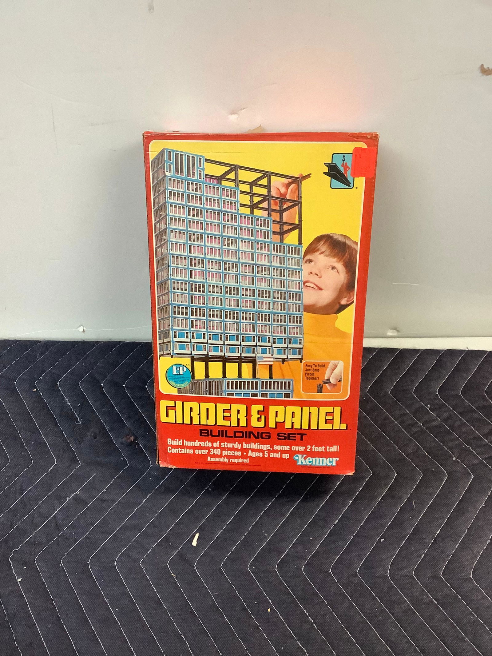 Vintage Kenner Girder & Panel Action Building Set w/ Working Elevator (1 of 1)
