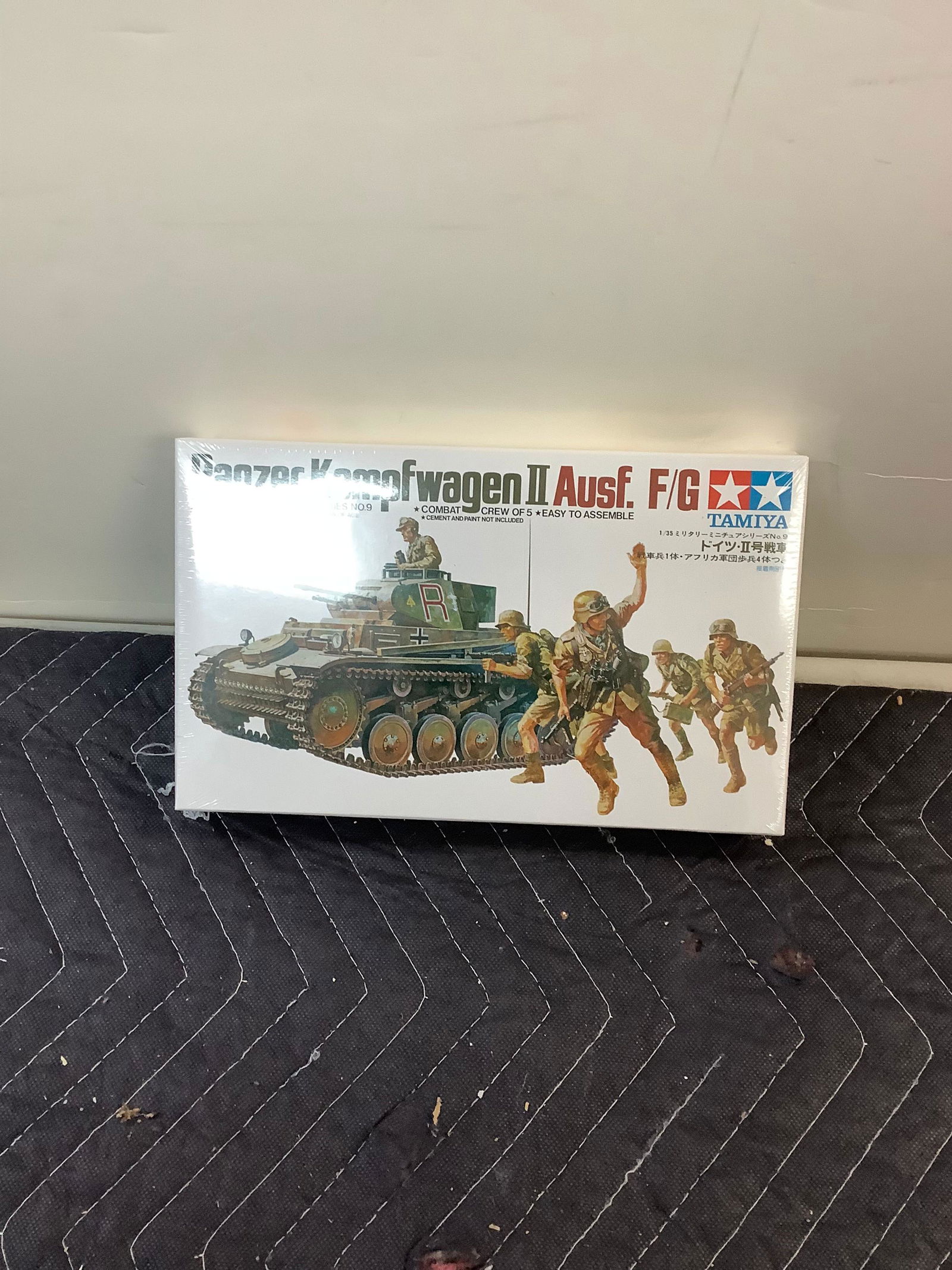 Sealed Tamiya Panzer Kampfwagen II Ausf. F/G Model Kit (1 of 1)