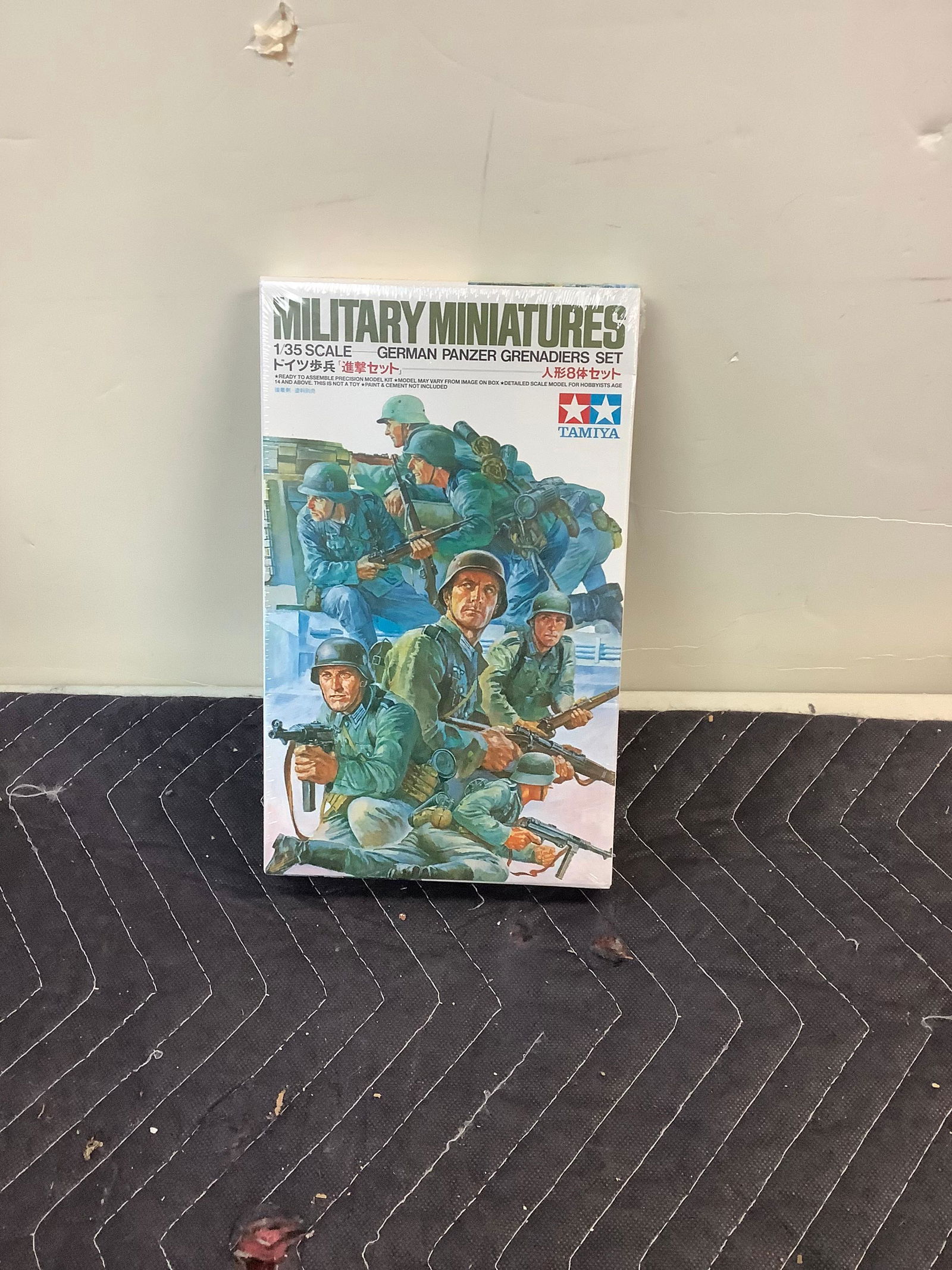 Sealed Tamiya Military Miniatures 1/35 Scale German Panzer Grenadiers Set (1 of 1)